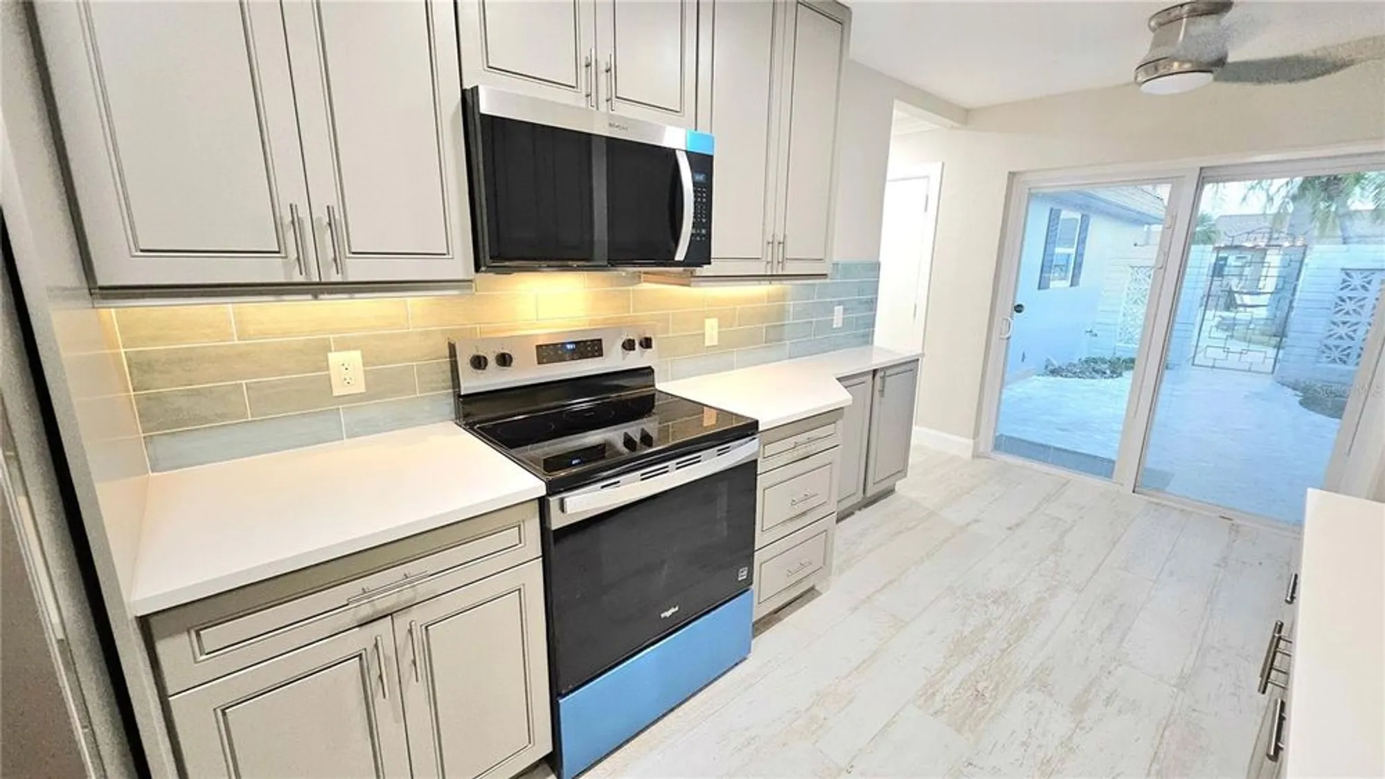 Property Slideshow image 10 of 43 | 517 boca ciega point blvd n, St Petersburg, FL, 33708