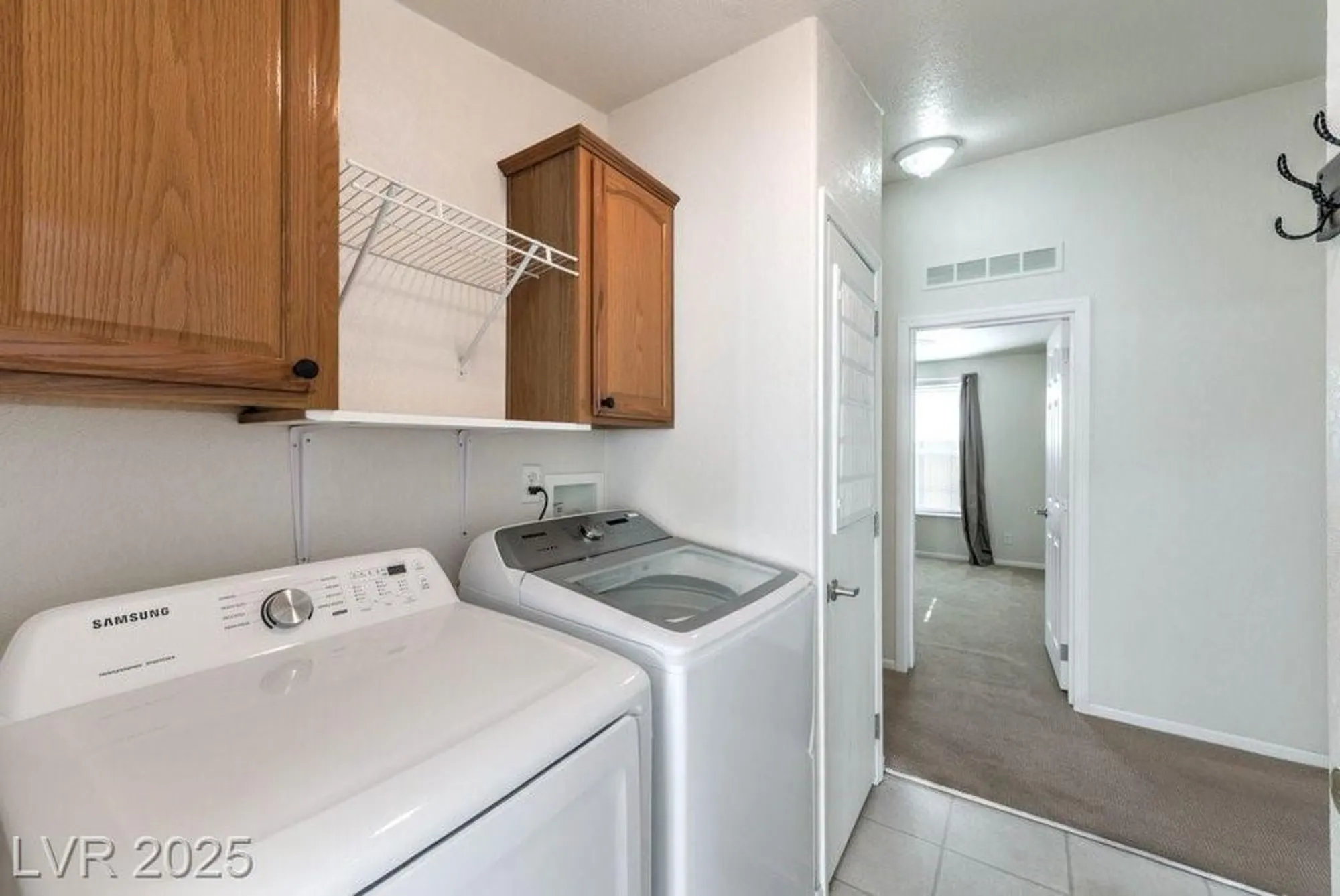 Property Slideshow image 26 of 44 | 581 montecito dr, Pahrump, NV, 89048