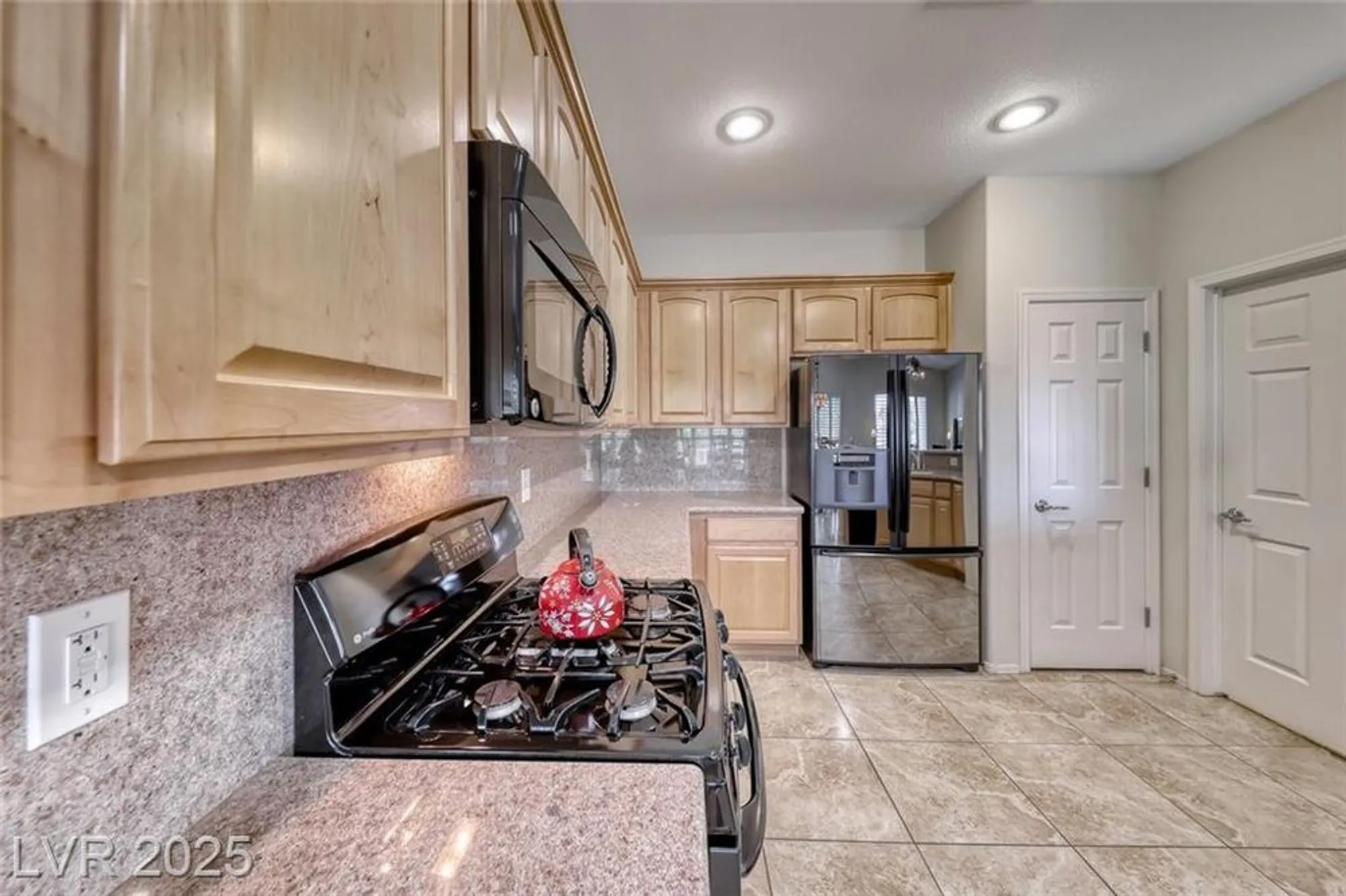 Property Slideshow image 19 of 51 | 2404 anderson park dr, Henderson, NV, 89044