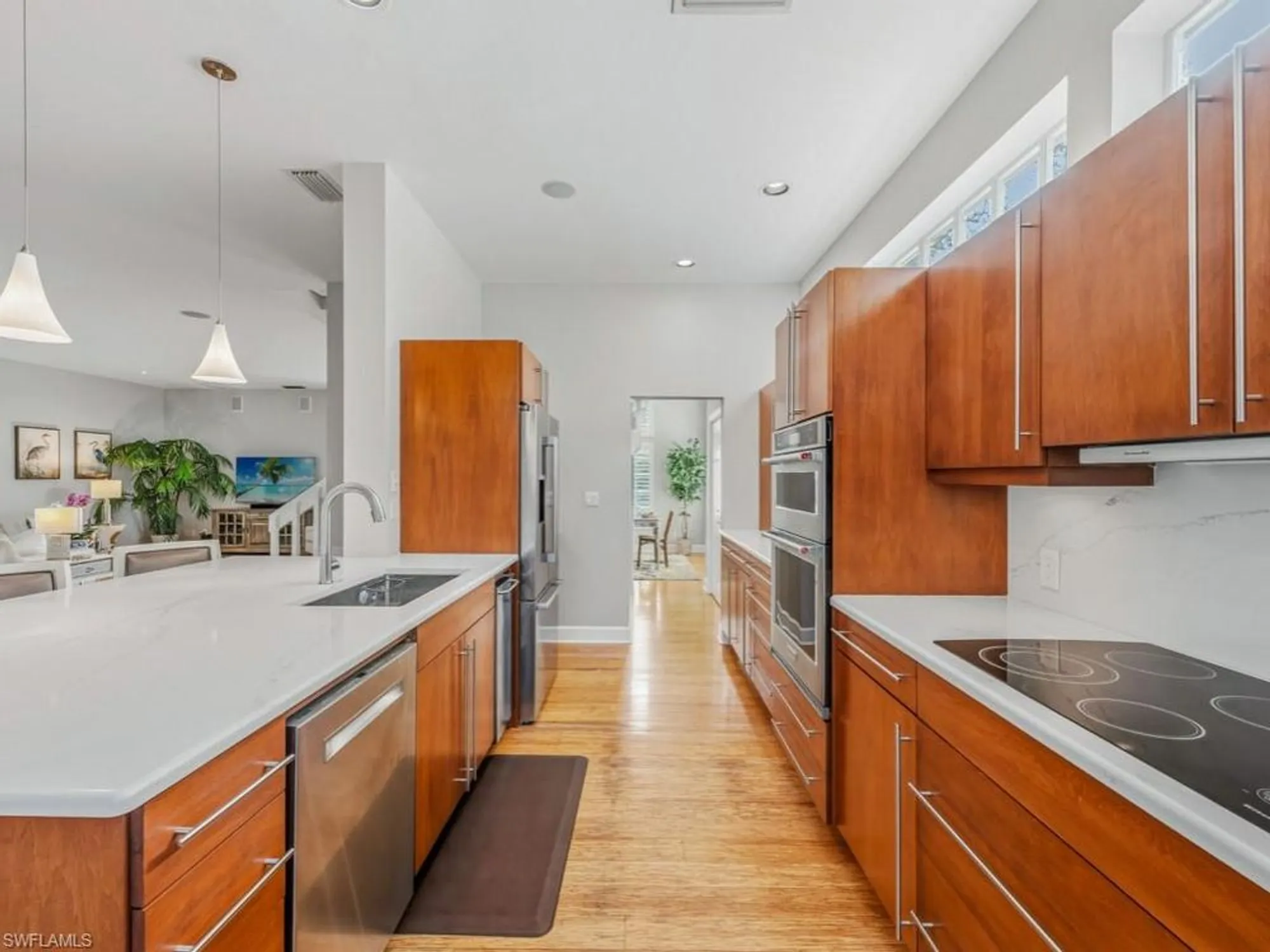 Property Slideshow image 14 of 42 | 3490 thornbury ln, Bonita Springs, FL, 34134