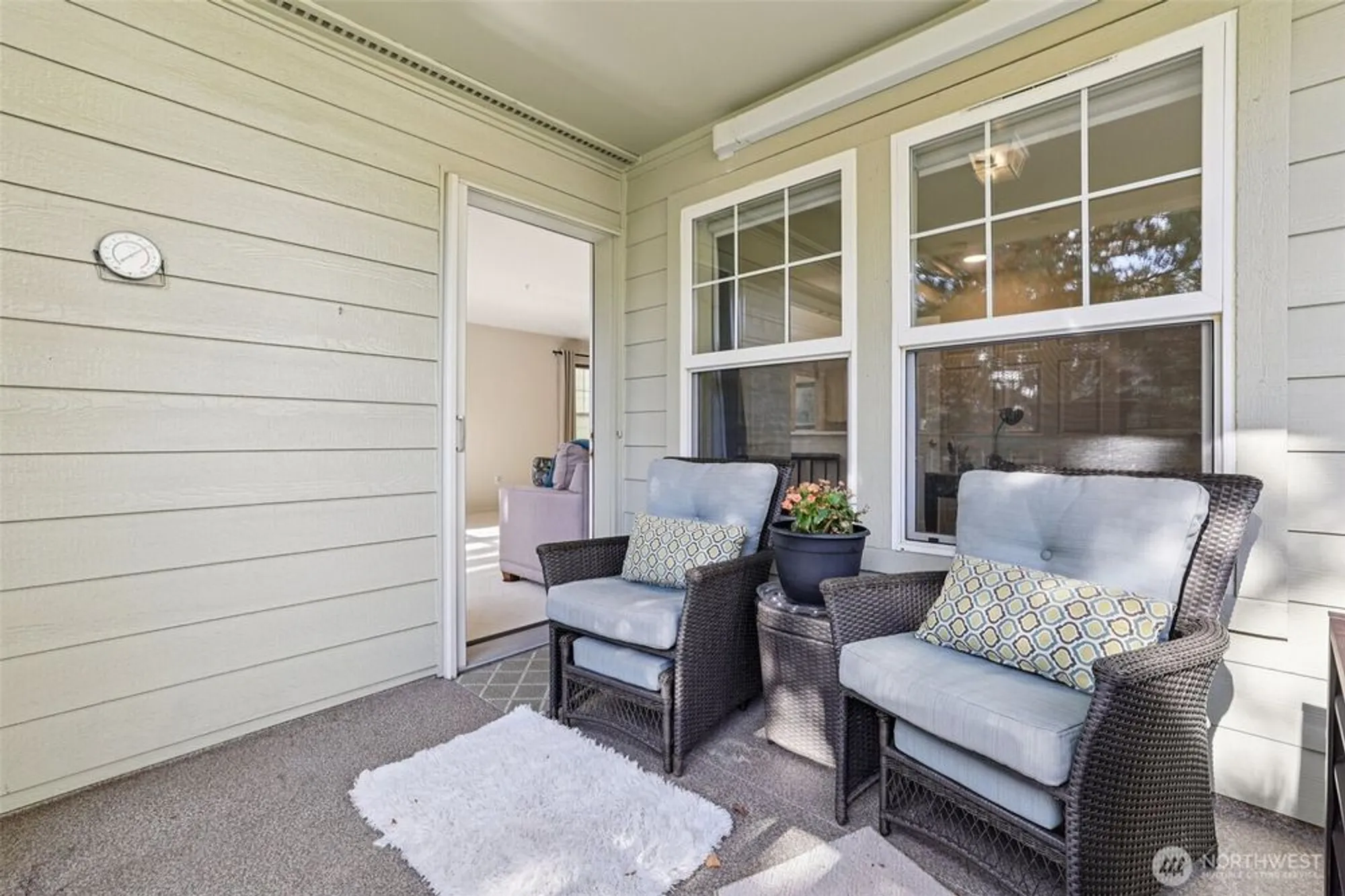 Property Slideshow image 26 of 32 | 4109 224th ln 207, Issaquah, WA, 98029