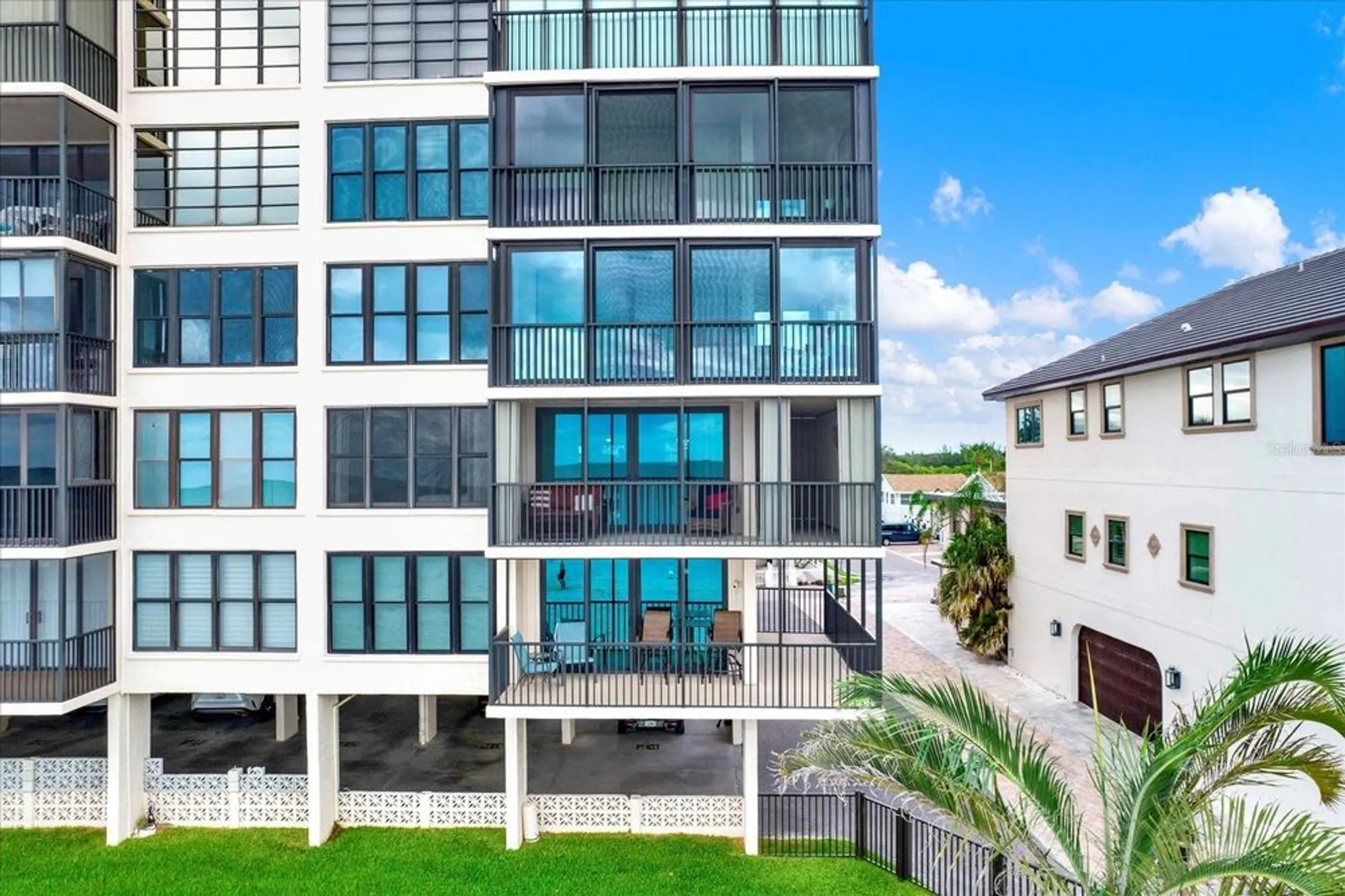 Property Slideshow image 28 of 40 | 18304 gulf blvd 219, Redington Shores, FL, 33708