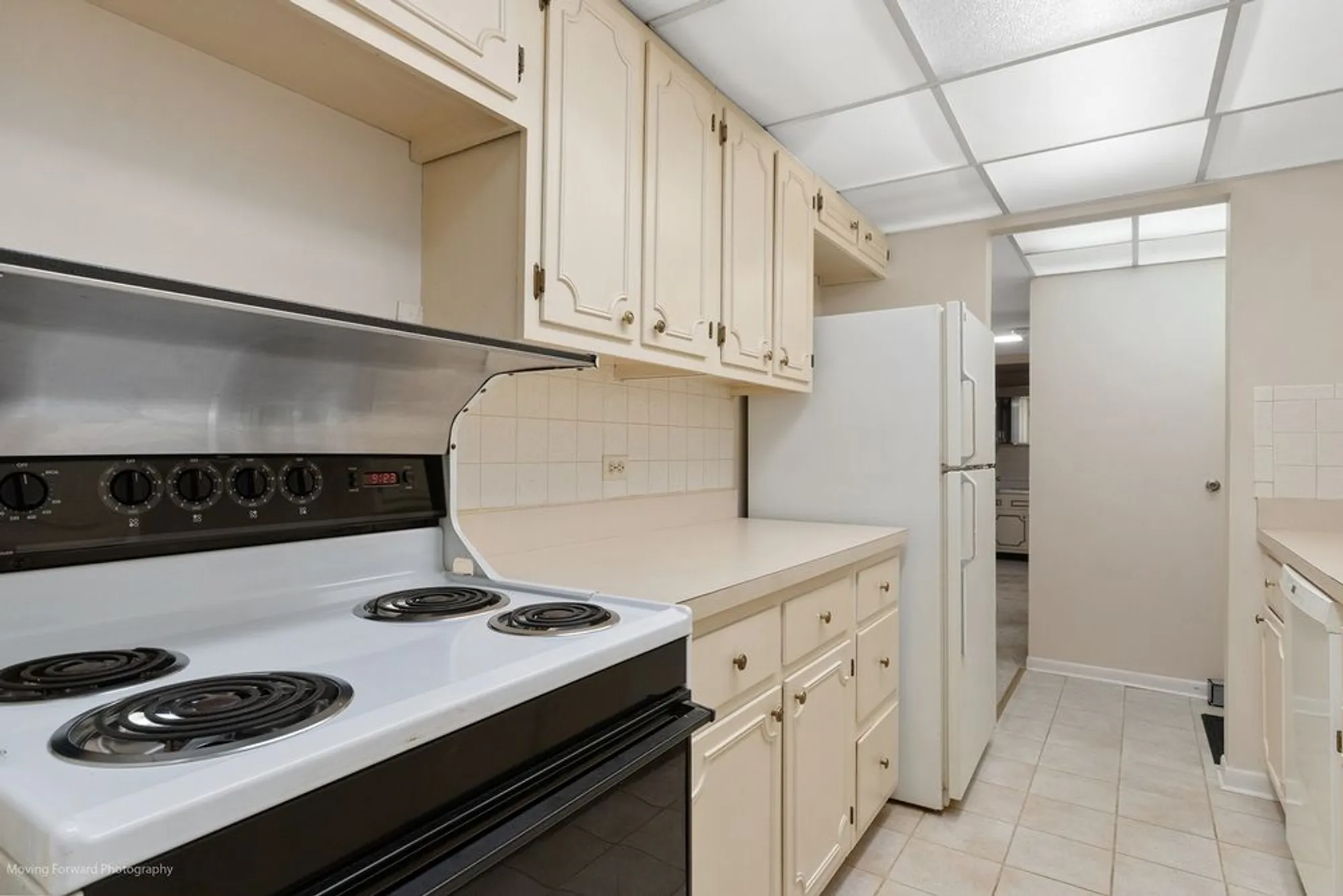 Property Slideshow image 10 of 36 | 2900 maple ave apt 13c, Downers Grove, IL, 60515