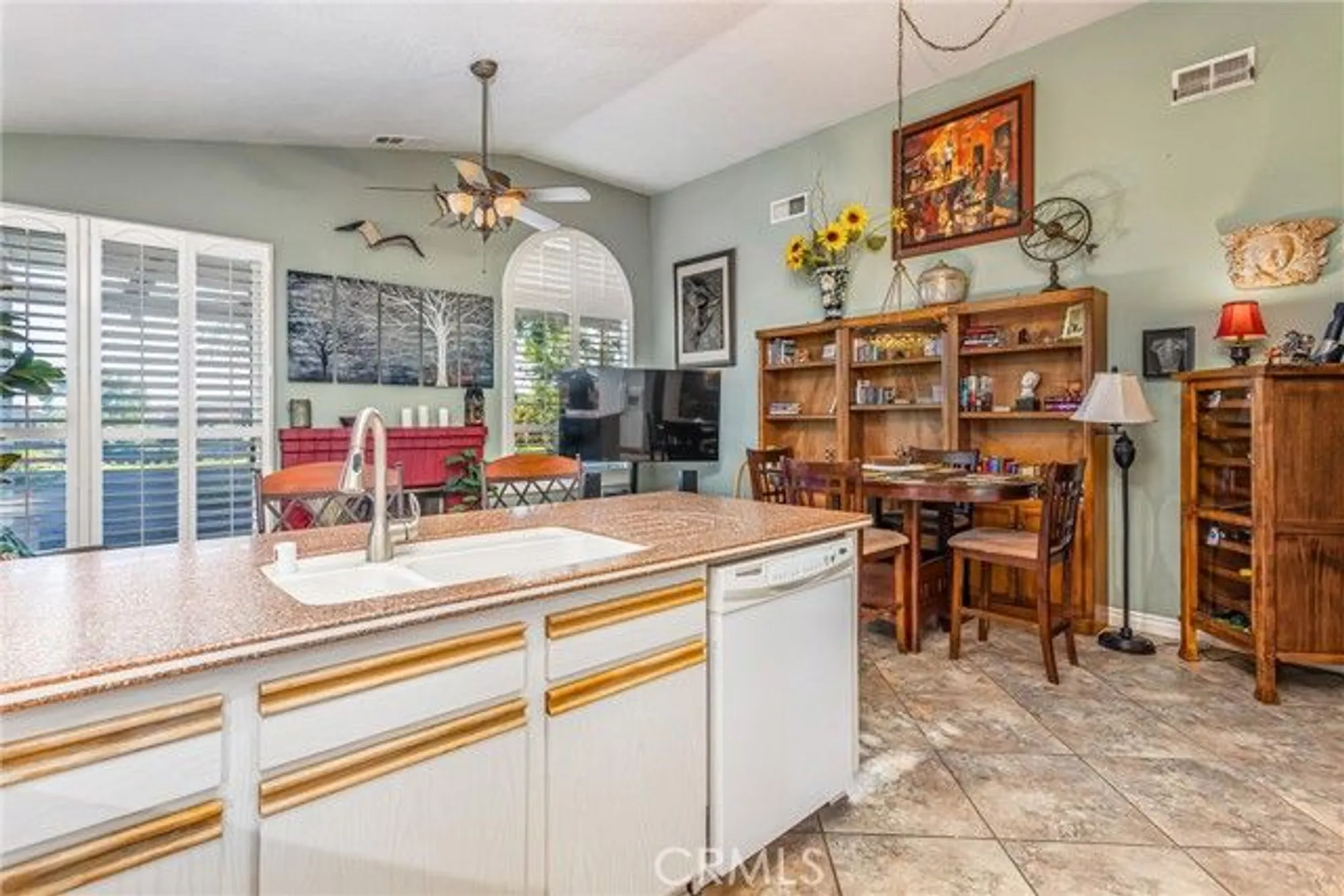 Property Slideshow image 10 of 36 | 6018 lake buena vista way, Banning, CA, 92220