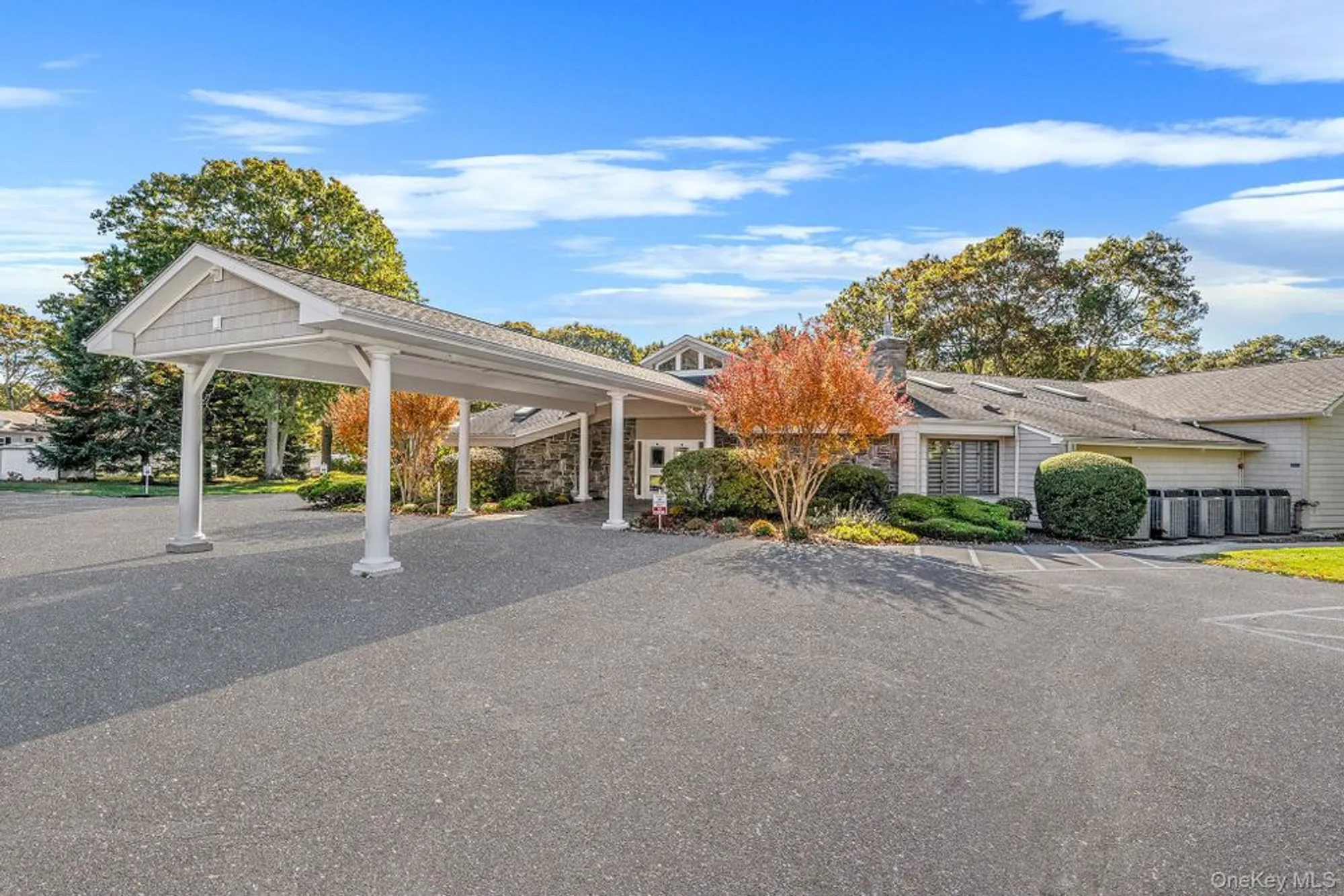 Property Slideshow image 43 of 48 | 1407 middle rd unit 258, Calverton, NY, 11933