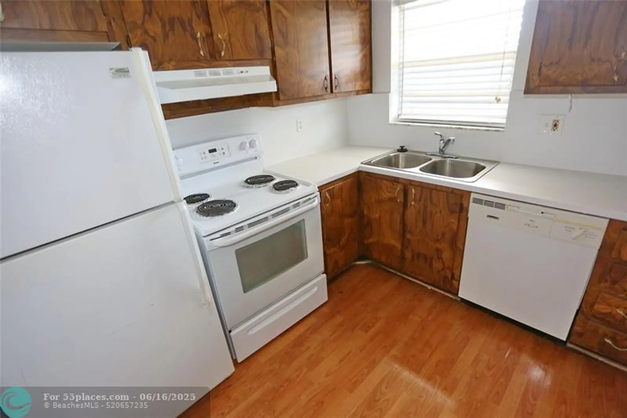 Property Slideshow image 15 of 30 | 6700 royal palm blvd apt 309, Margate, FL, 33063