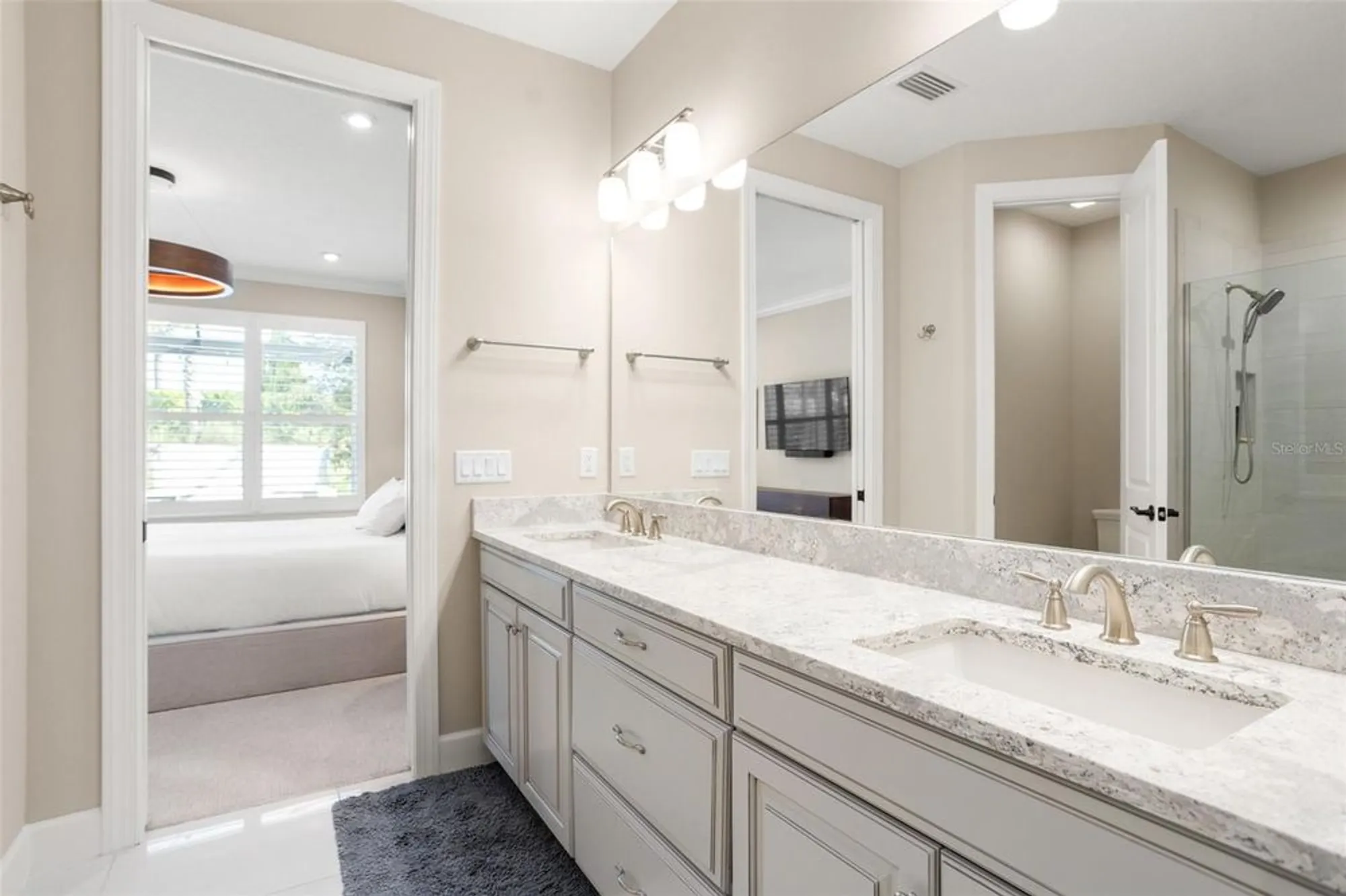 Property Slideshow image 22 of 53 | 12416 parigi way, Sarasota, FL, 34238