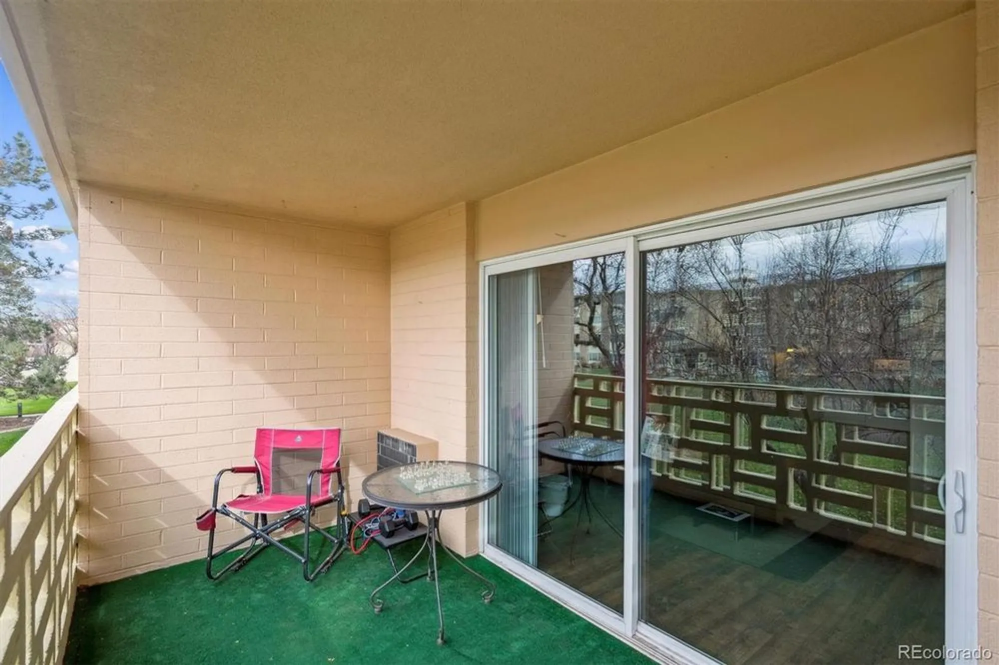 Property Slideshow image 9 of 50 | 605 s alton way 12b, Denver, CO, 80247