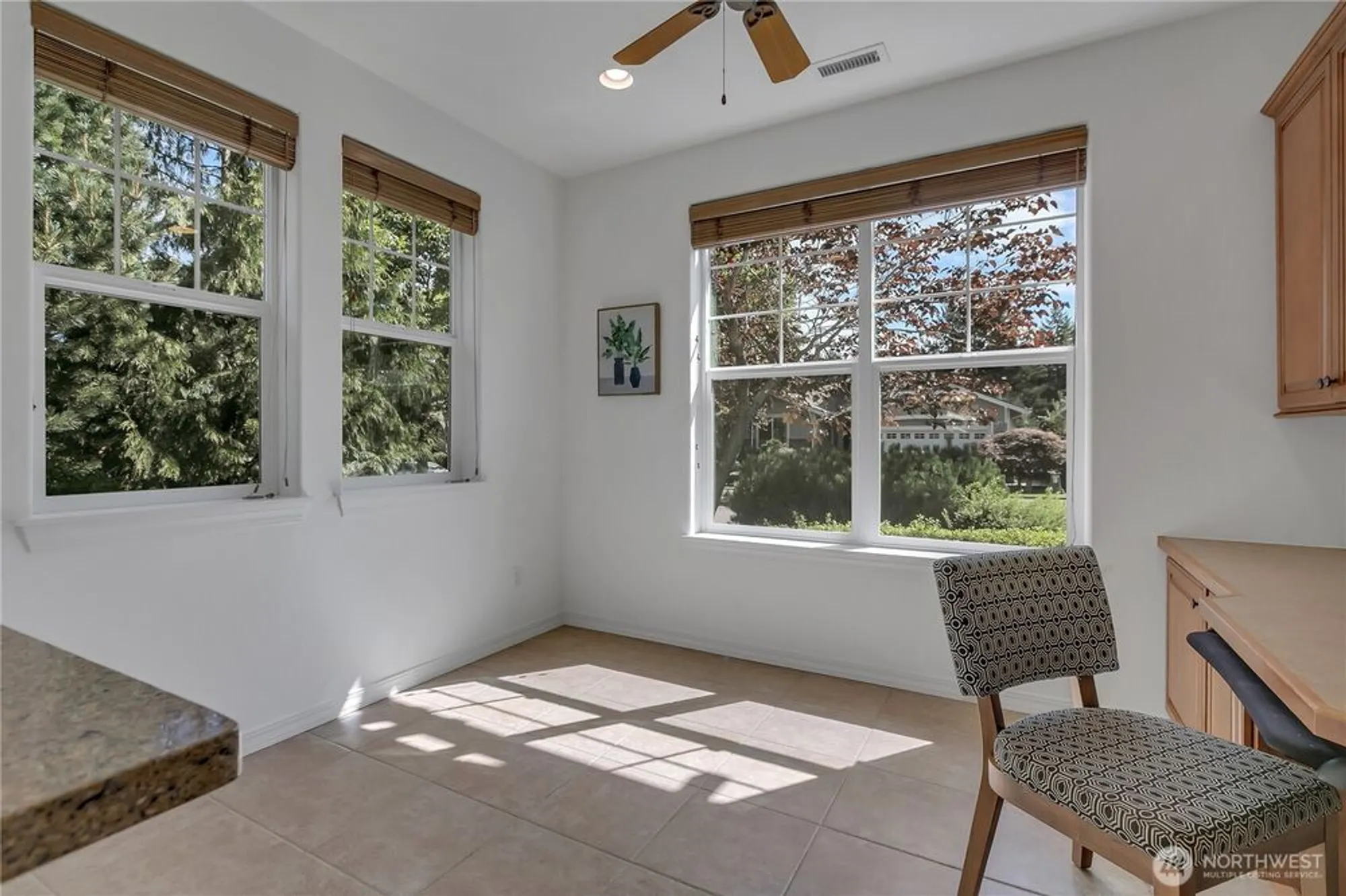 Property Slideshow image 11 of 38 | 4961 spokane st, Lacey, WA, 98516