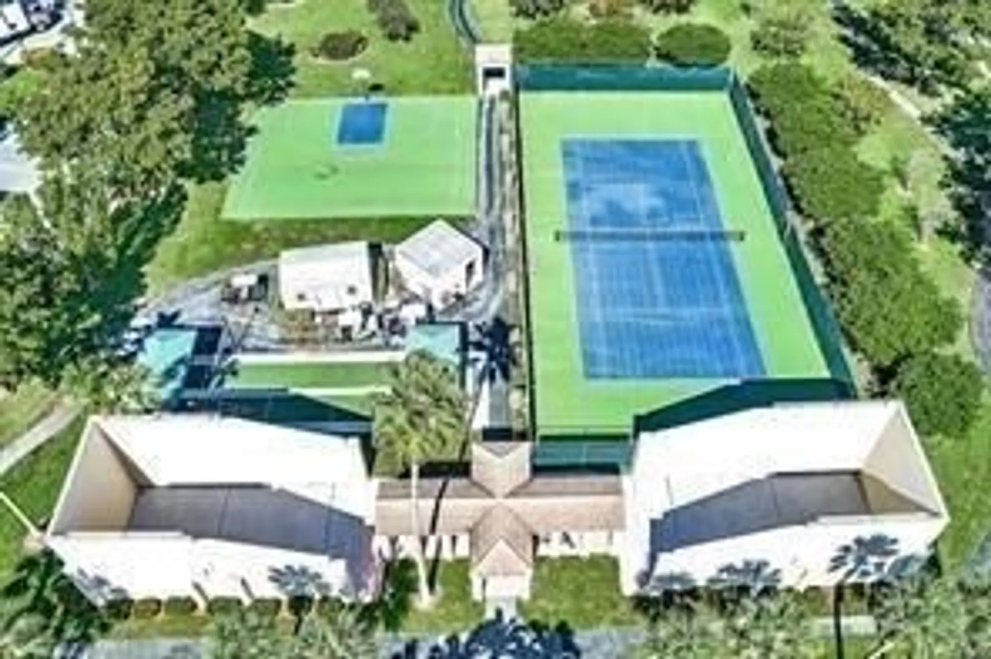 Property Slideshow image 51 of 83 | 7449 fairfax dr 211, Tamarac, FL, 33321