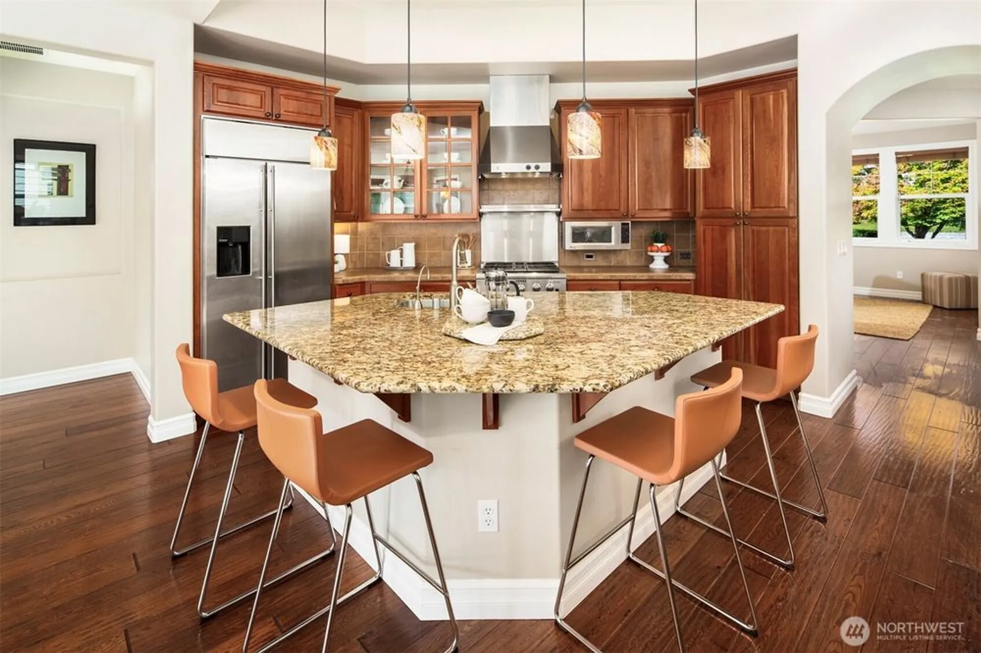 Property Slideshow image 8 of 29 | 13507 adair creek way, Redmond, WA, 98053