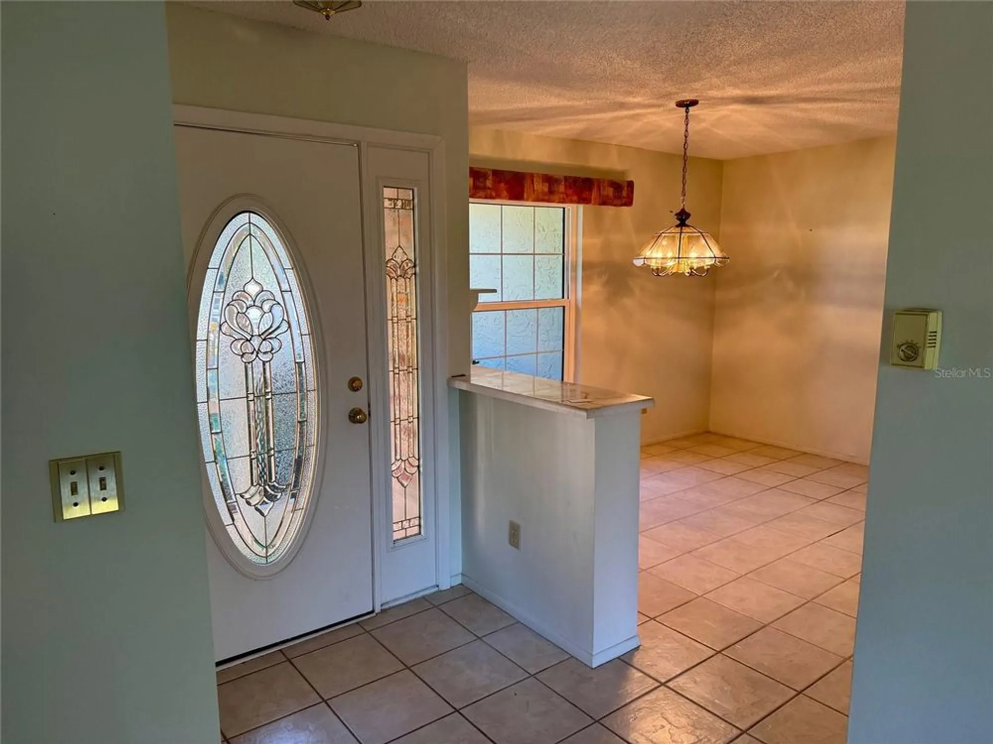 Property Slideshow image 3 of 19 | 1482 glengarry dr, Palm Harbor, FL, 34684