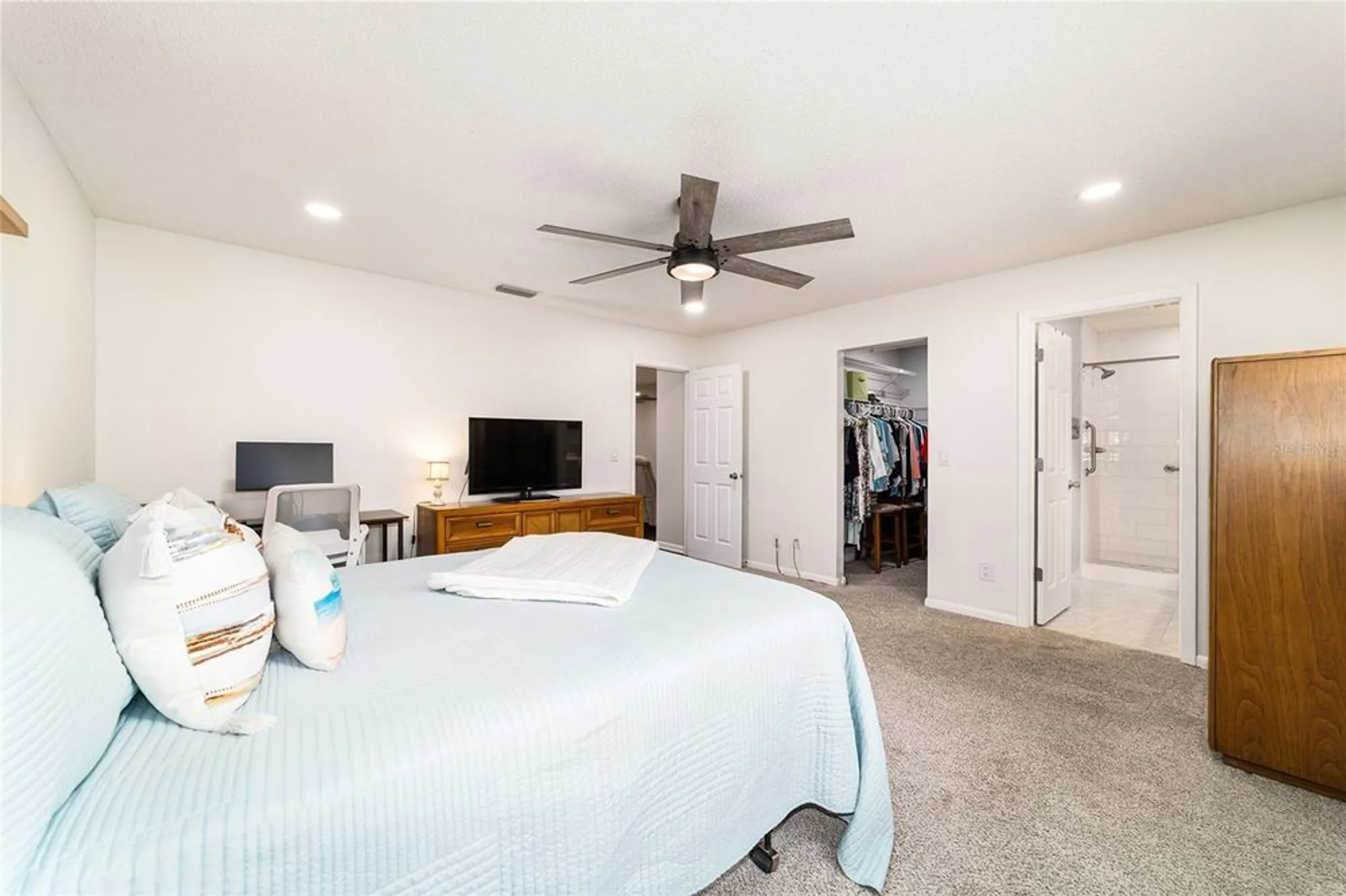 Property Slideshow image 27 of 36 | 9272 sw 82nd ter d, Ocala, FL, 34481