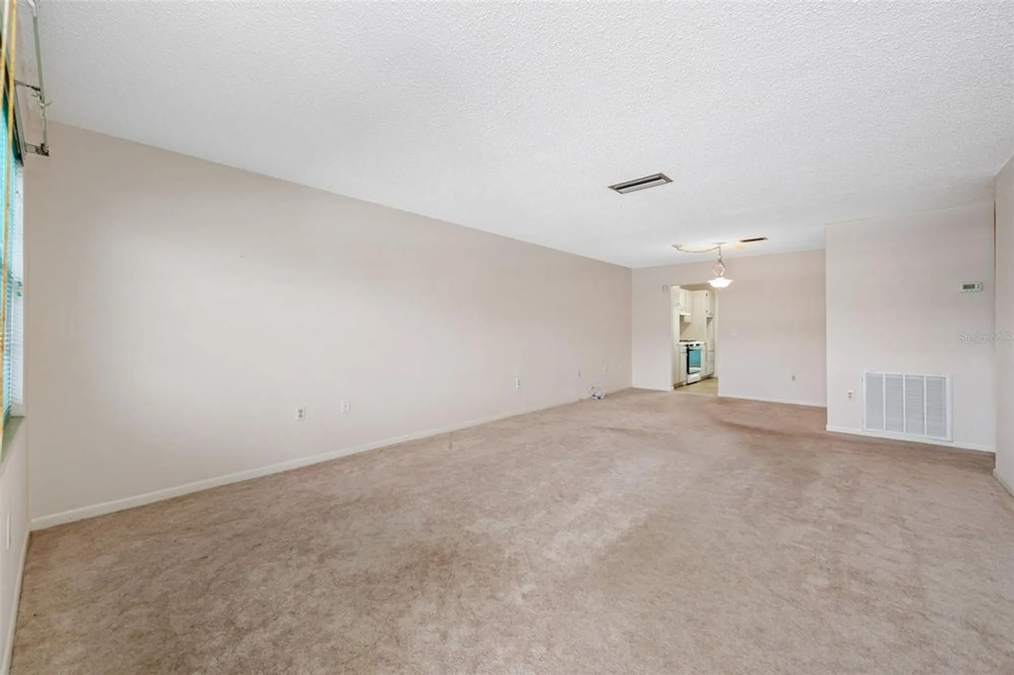 Property Slideshow image 13 of 44 | 5521 80th st n unit 310, St Petersburg, FL, 33709