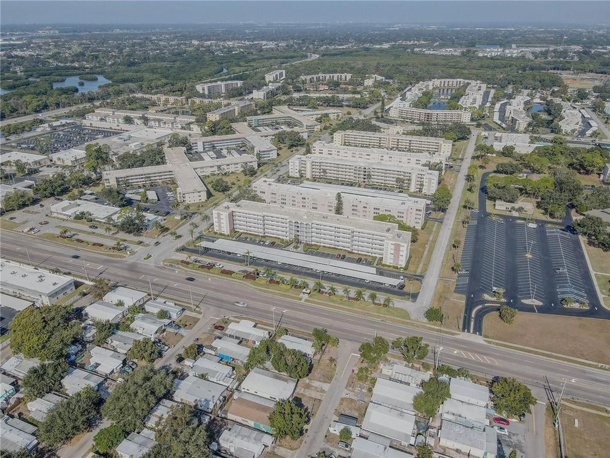 Property Slideshow image 33 of 41 | 5501 80th st n unit 406, Saint Petersburg, FL, 33709