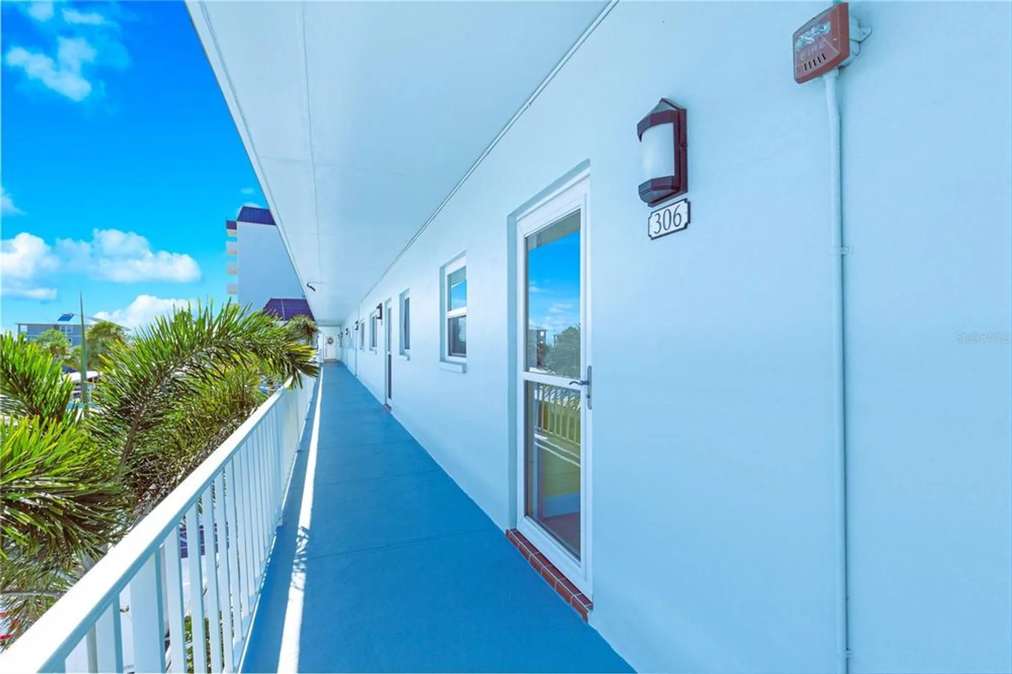 Property Slideshow image 5 of 36 | 7 dunoon pl apt 306, Dunedin, FL, 34698