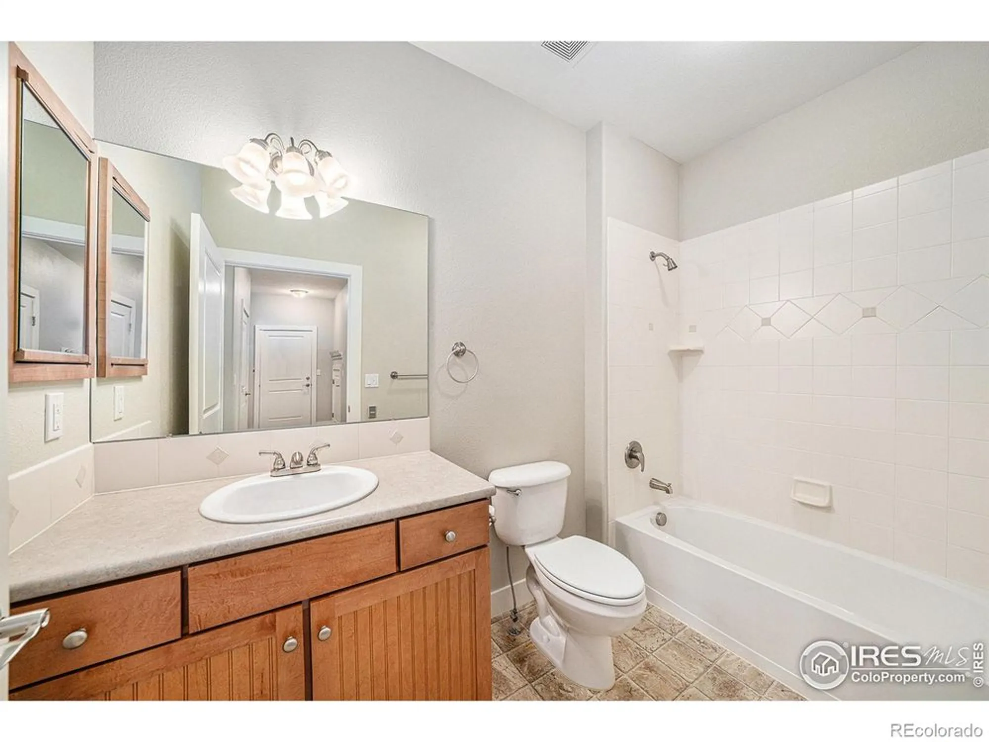 Property Slideshow image 18 of 23 | 4751 pleasant oak dr c65, Fort Collins, CO, 80525