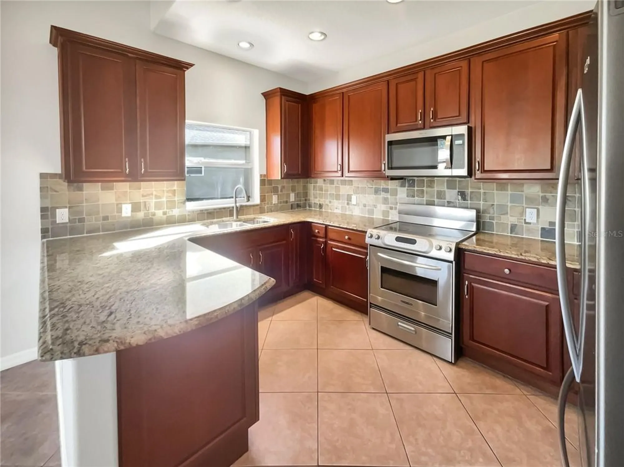 Property Slideshow image 11 of 24 | 113 venice ln, Kissimmee, FL, 34759