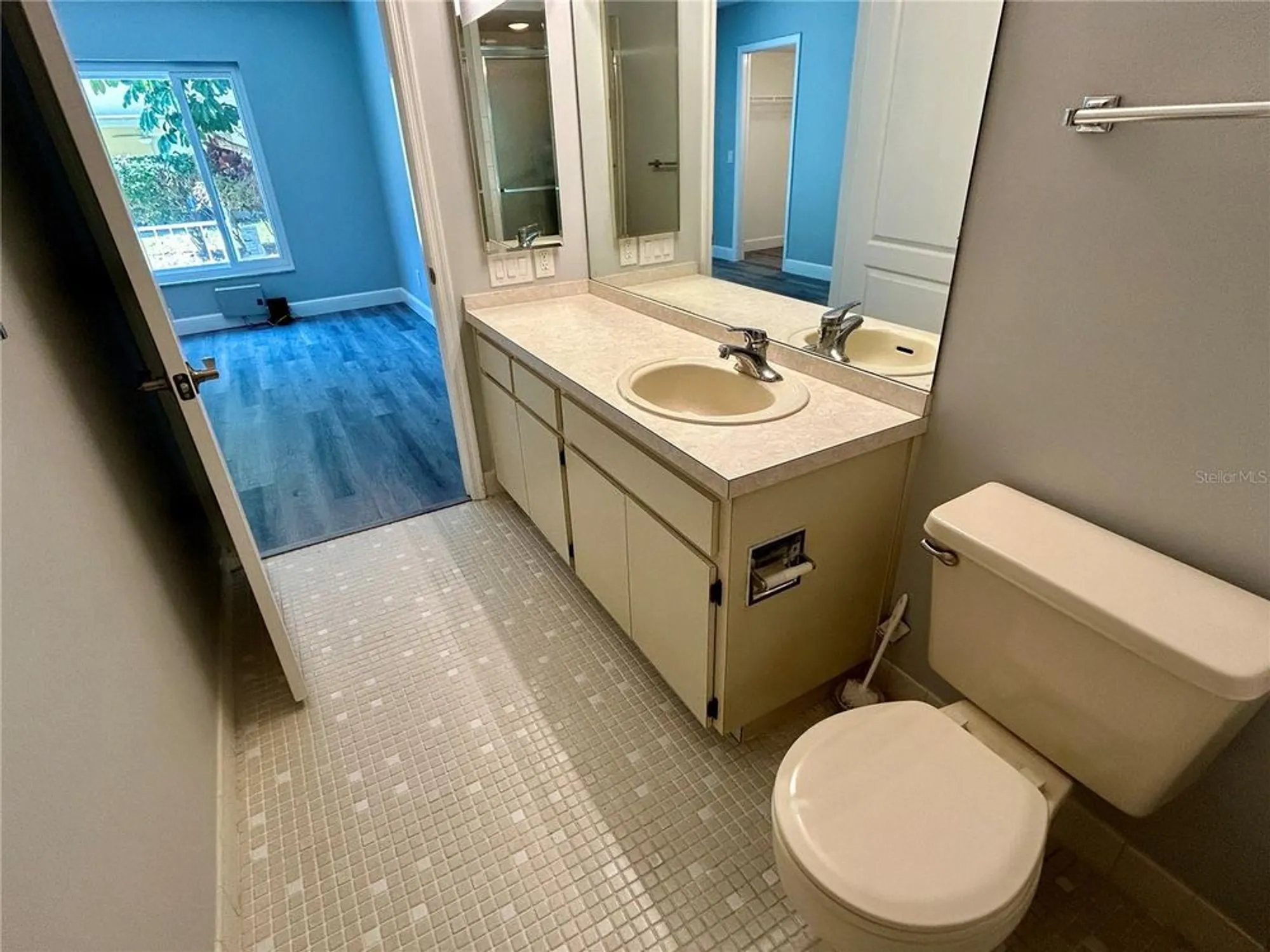 Property Slideshow image 25 of 57 | 2294 belgian ln 14, Clearwater, FL, 33763