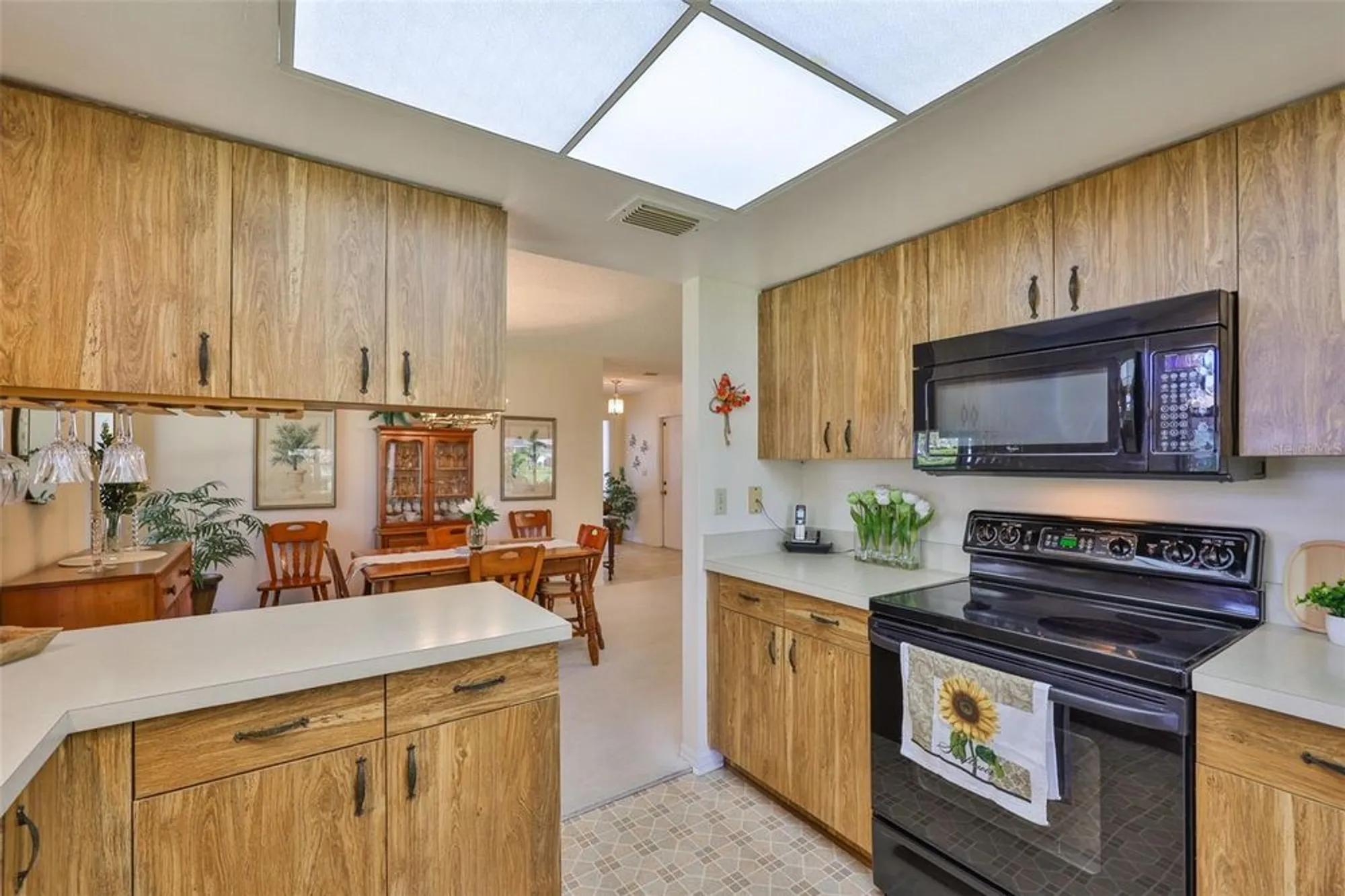 Property Slideshow image 13 of 99 | 1506 laughton pl # 307, Sun City Center, FL, 33573