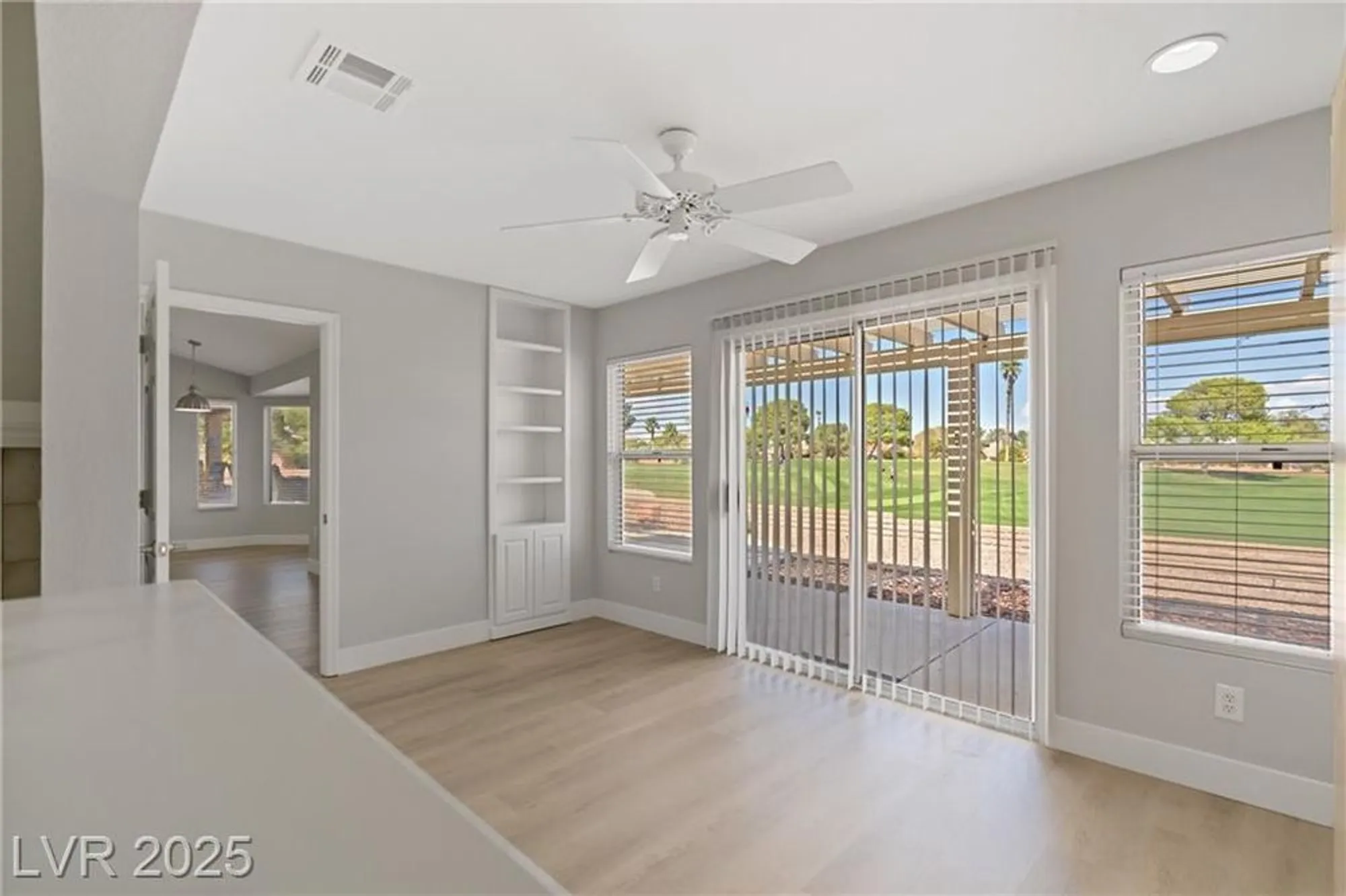 Property Slideshow image 18 of 32 | 9104 sundial dr, Las Vegas, NV, 89134