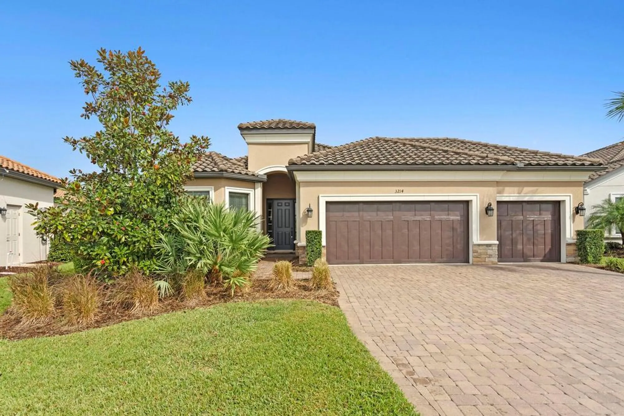 Property Slideshow image 52 of 62 | 3214 forsythia dr, Odessa, FL, 33556