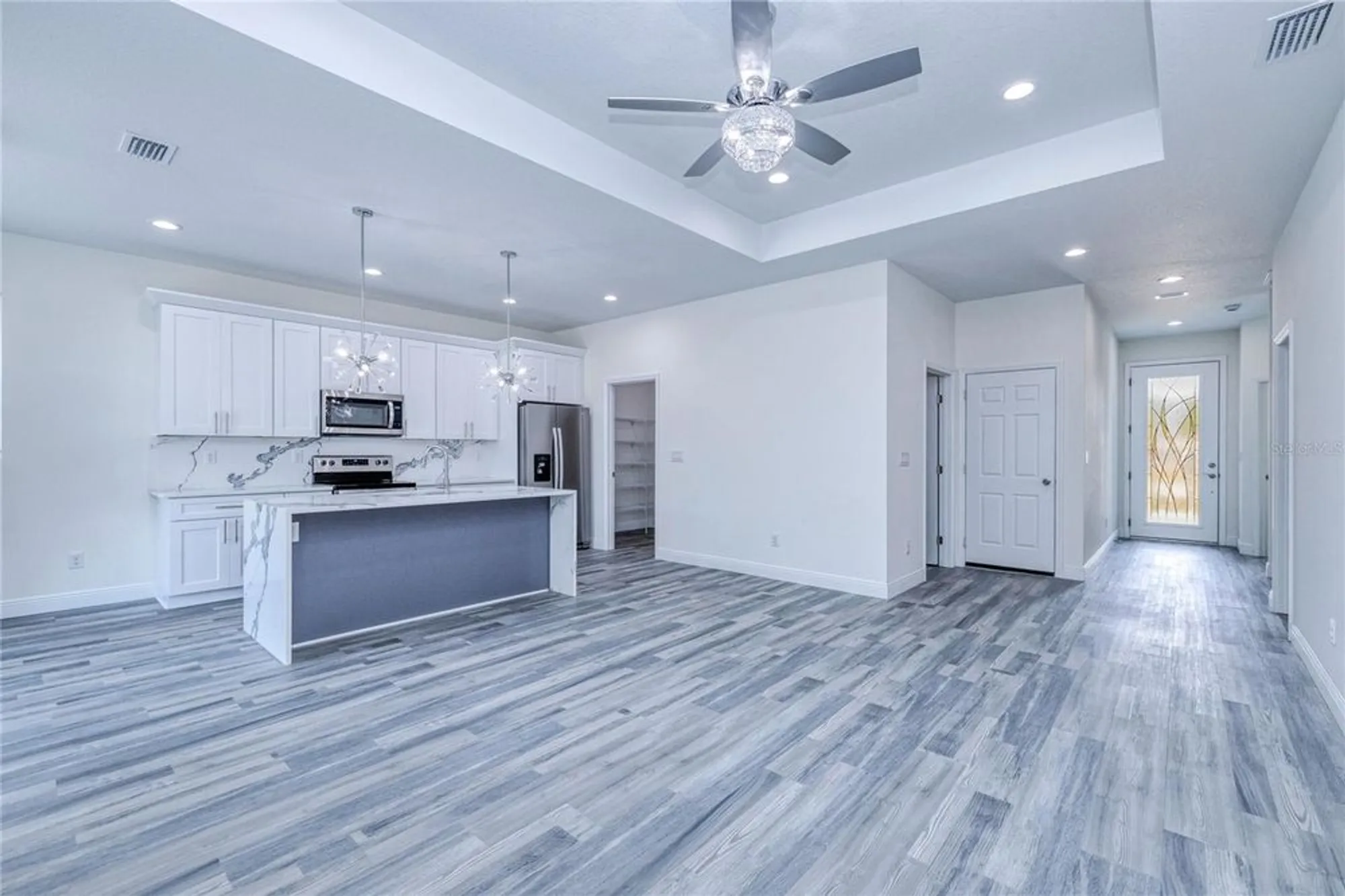 Property Slideshow image 19 of 48 | 4285 oak terrace cir, Port Charlotte, FL, 33953