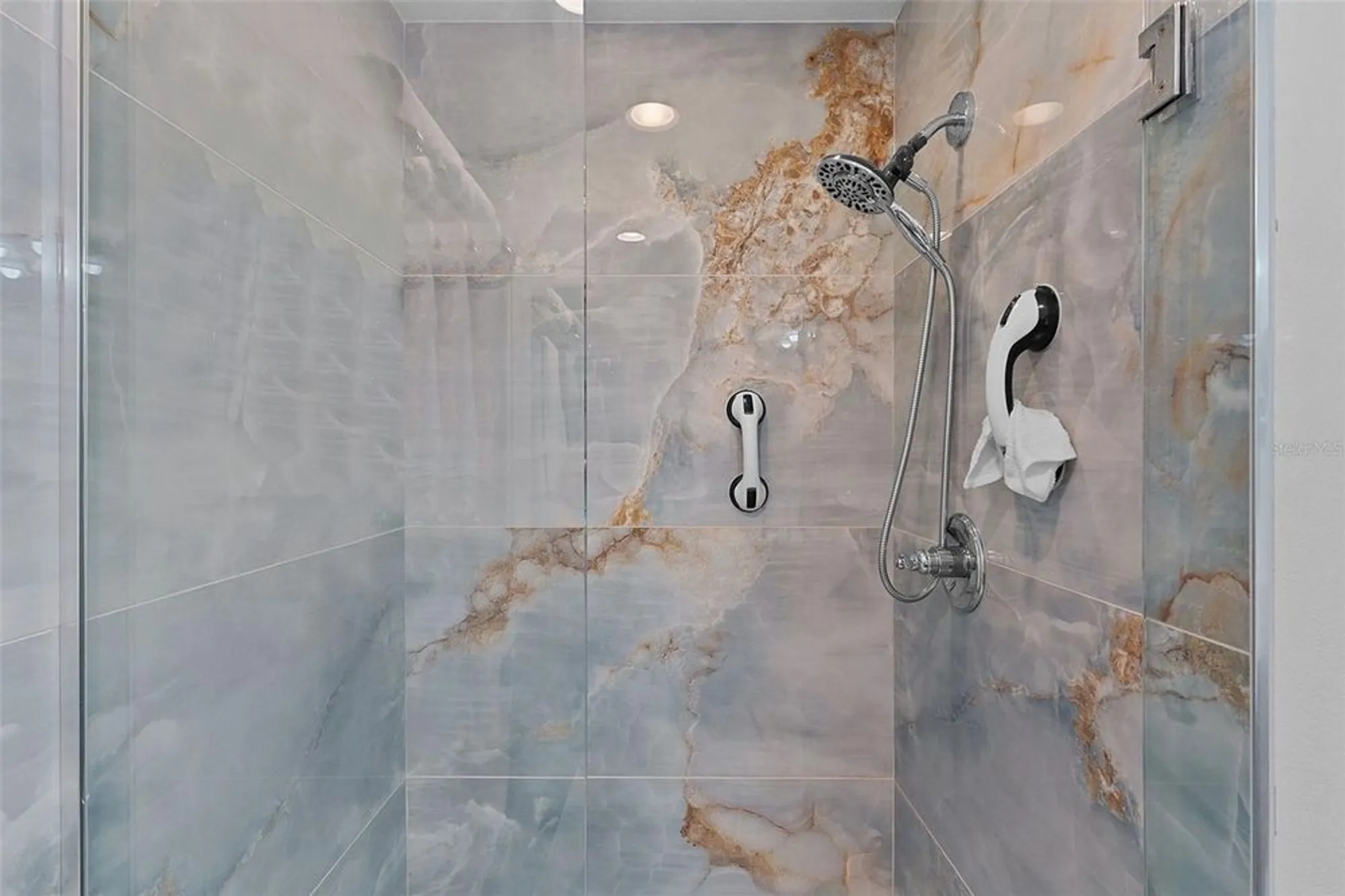 Property Slideshow image 22 of 47 | 9191 se 166th sprung ln, The Villages, FL, 32162