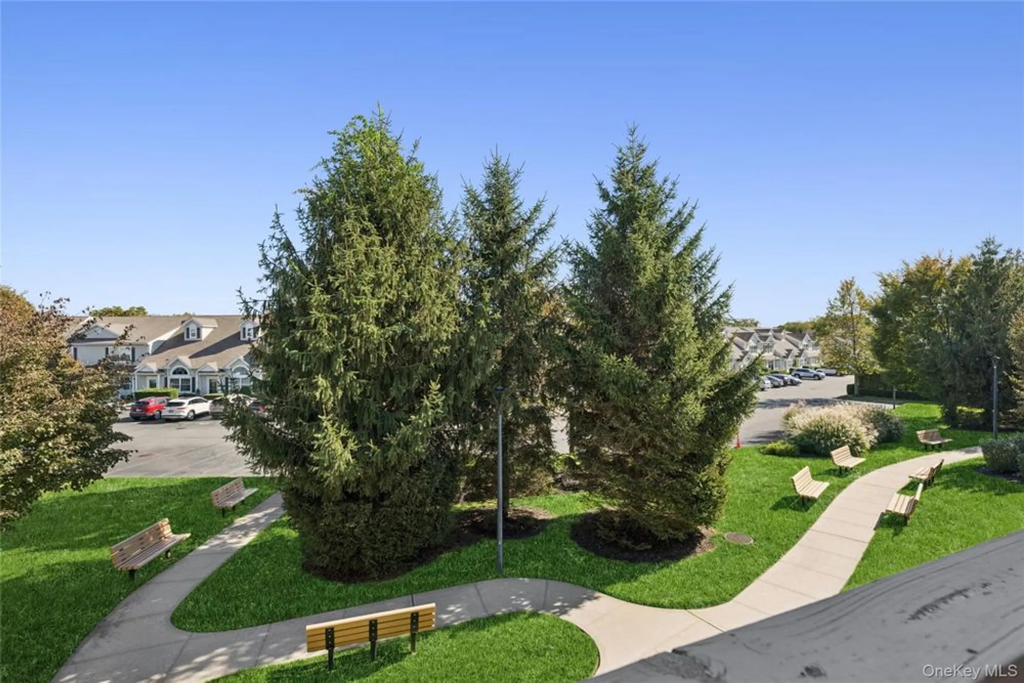 Property Slideshow image 21 of 39 | 1228 willow ln, Valley Stream, NY, 11580