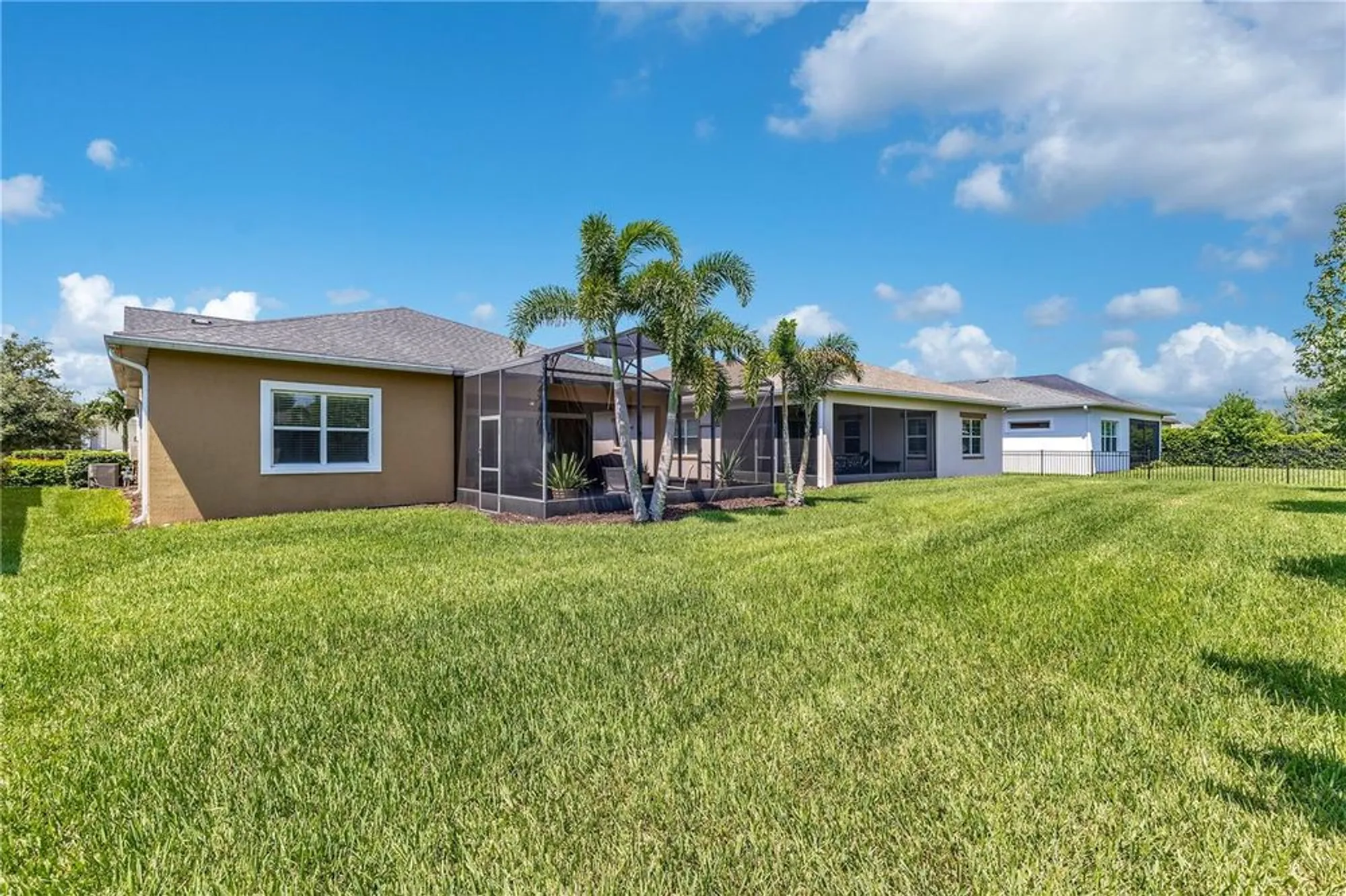 Property Slideshow image 21 of 41 | 5017 e fountainwood dr, Saint Cloud, FL, 34772