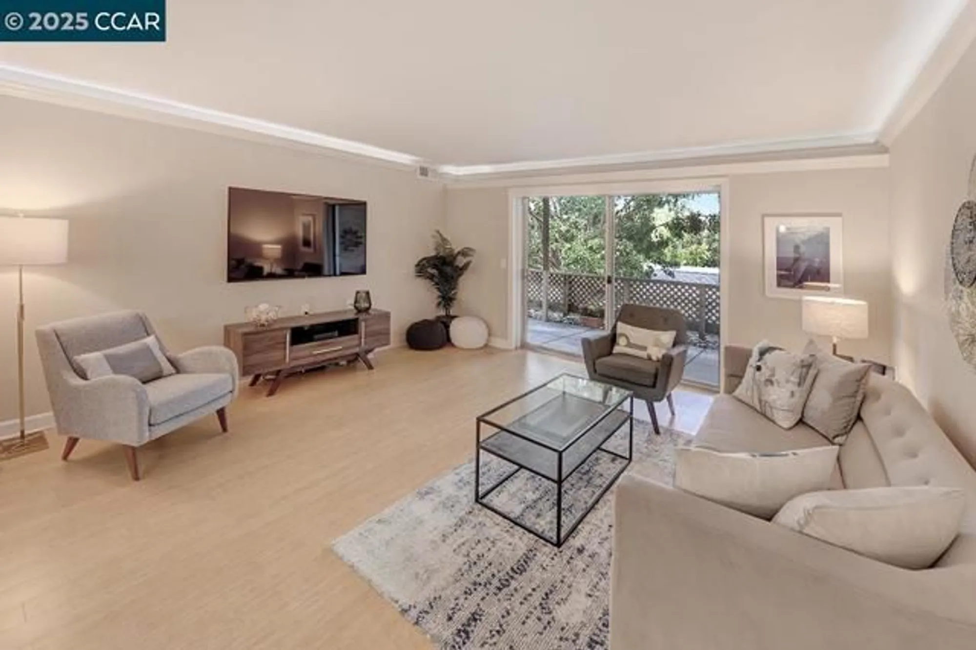 Property Slideshow image 14 of 53 | 1136 rockledge ln apt 6, Walnut Creek, CA, 94595