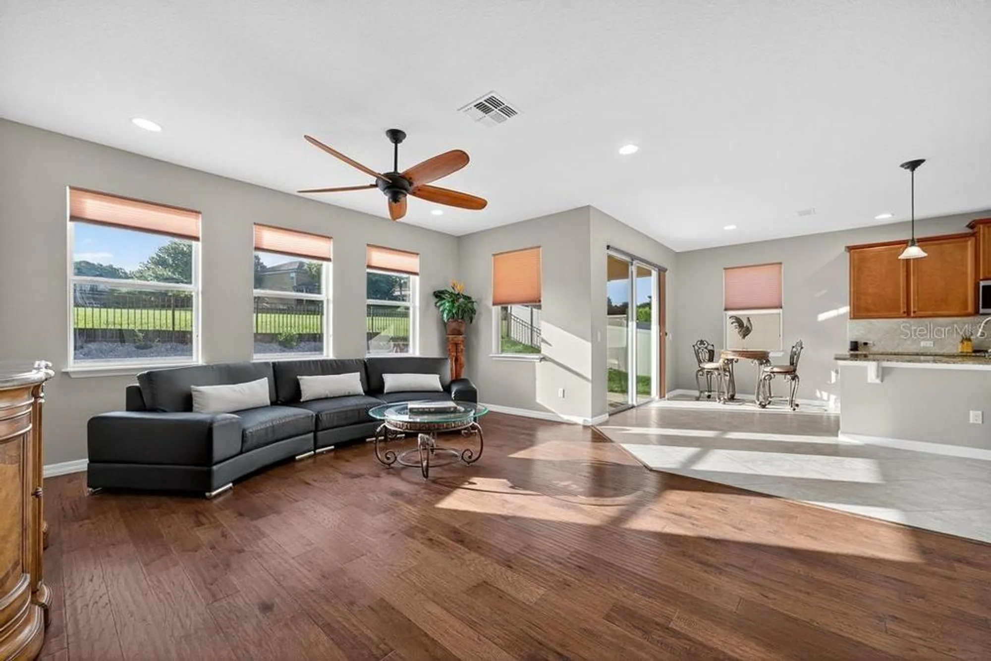Property Slideshow image 20 of 73 | 30120 hackney loop, Mount Dora, FL, 32757