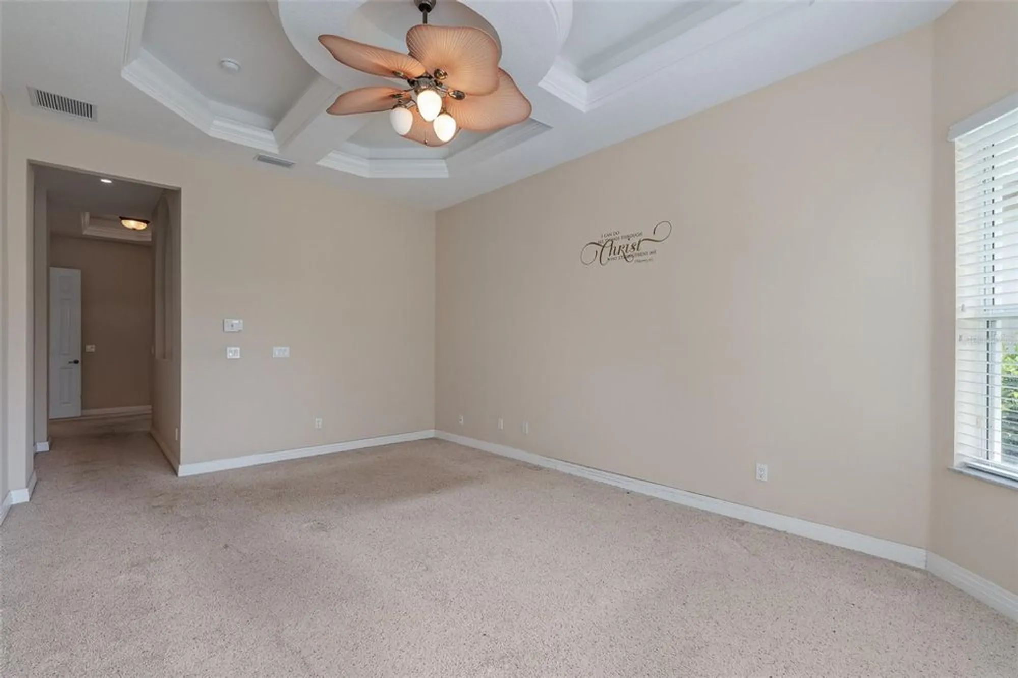 Property Slideshow image 28 of 82 | 19 lakeview ln, Palm Coast, FL, 32137