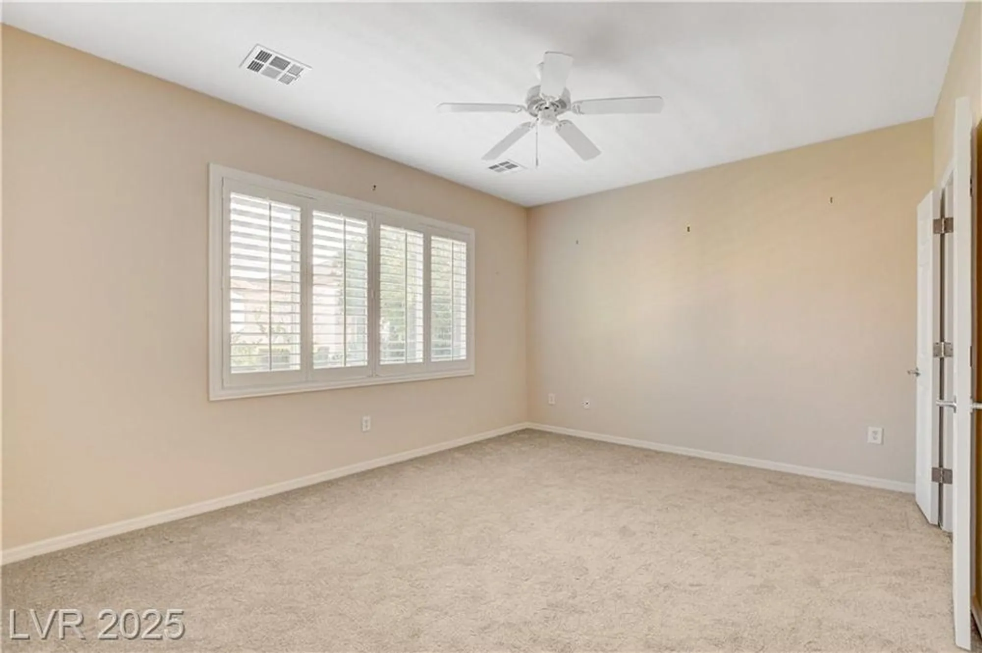 Property Slideshow image 5 of 19 | 2554 crater rock st, Henderson, NV, 89044