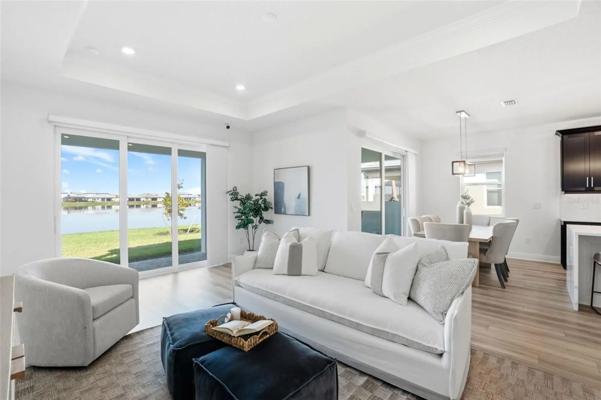 Property Slideshow image 5 of 61 | 17333 savory mist cir, Bradenton, FL, 34211