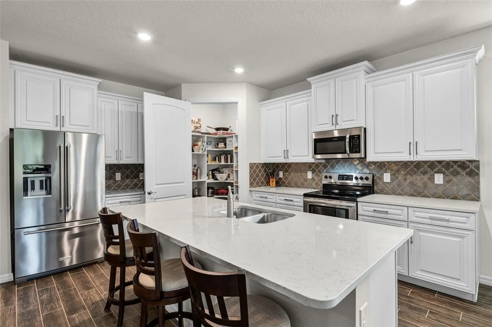 Property Slideshow image 5 of 47 | 17834 blazing star cir, Clermont, FL, 34714