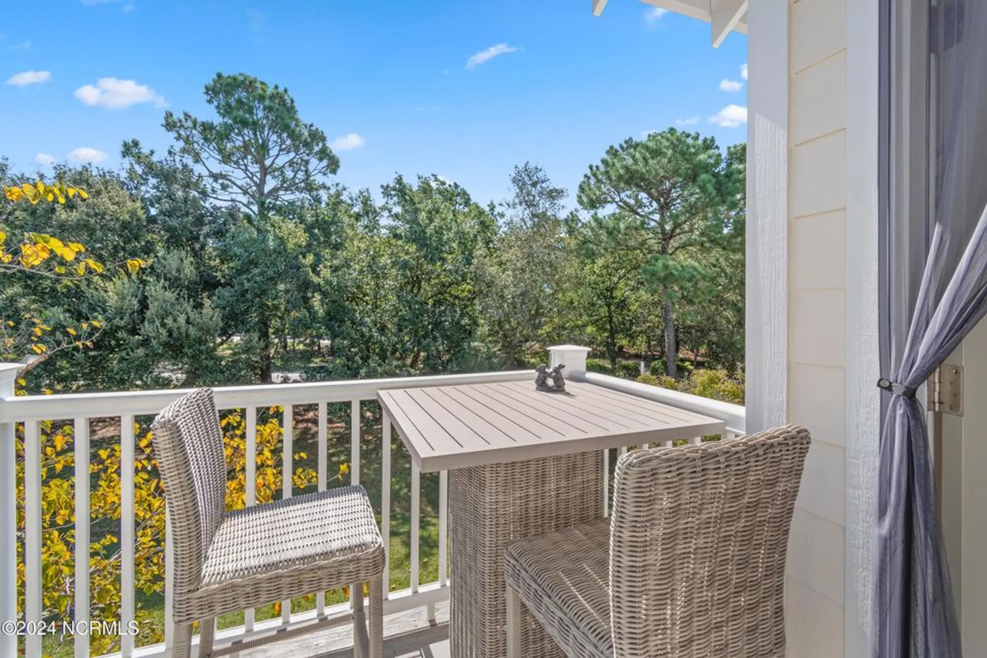 Property Slideshow image 3 of 61 | 2537 st james dr apt 303, Southport, NC, 28461