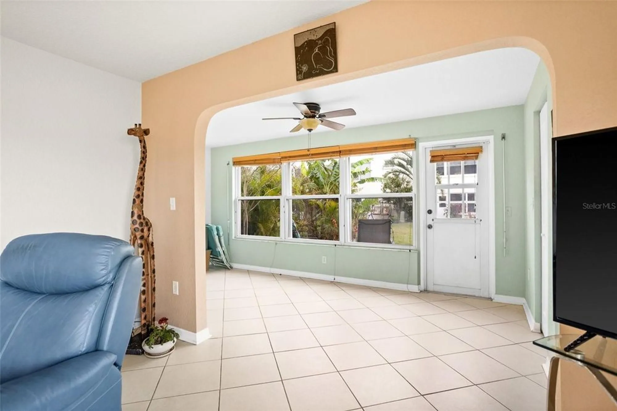 Property Slideshow image 9 of 39 | 3018 59th st 115, Gulfport, FL, 33707
