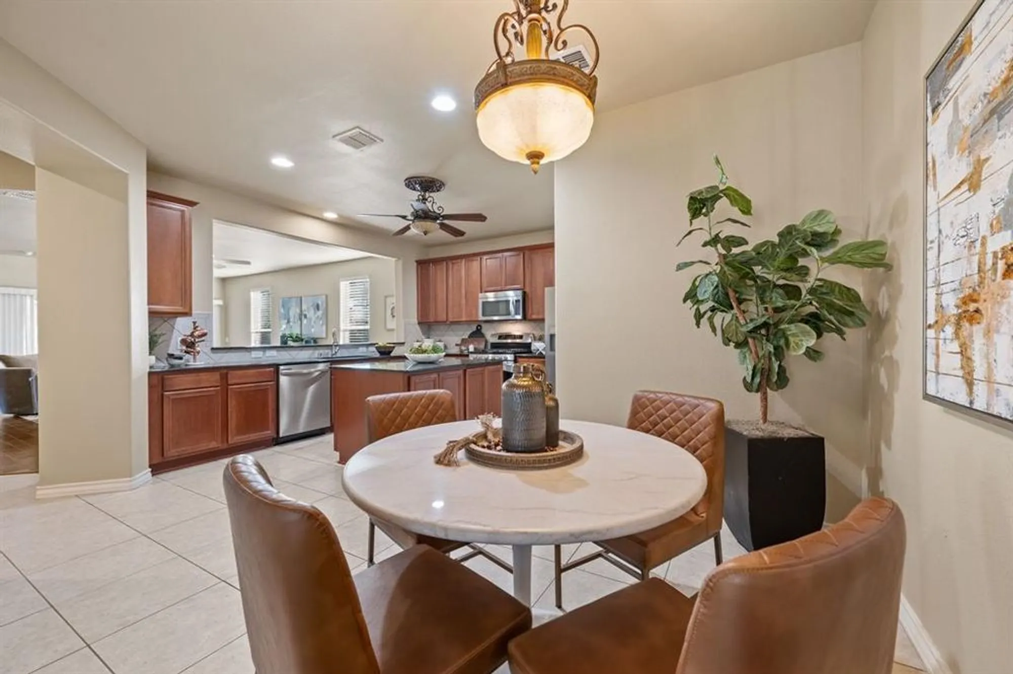 Property Slideshow image 6 of 39 | 7356 pasatiempo dr, Frisco, TX, 75036