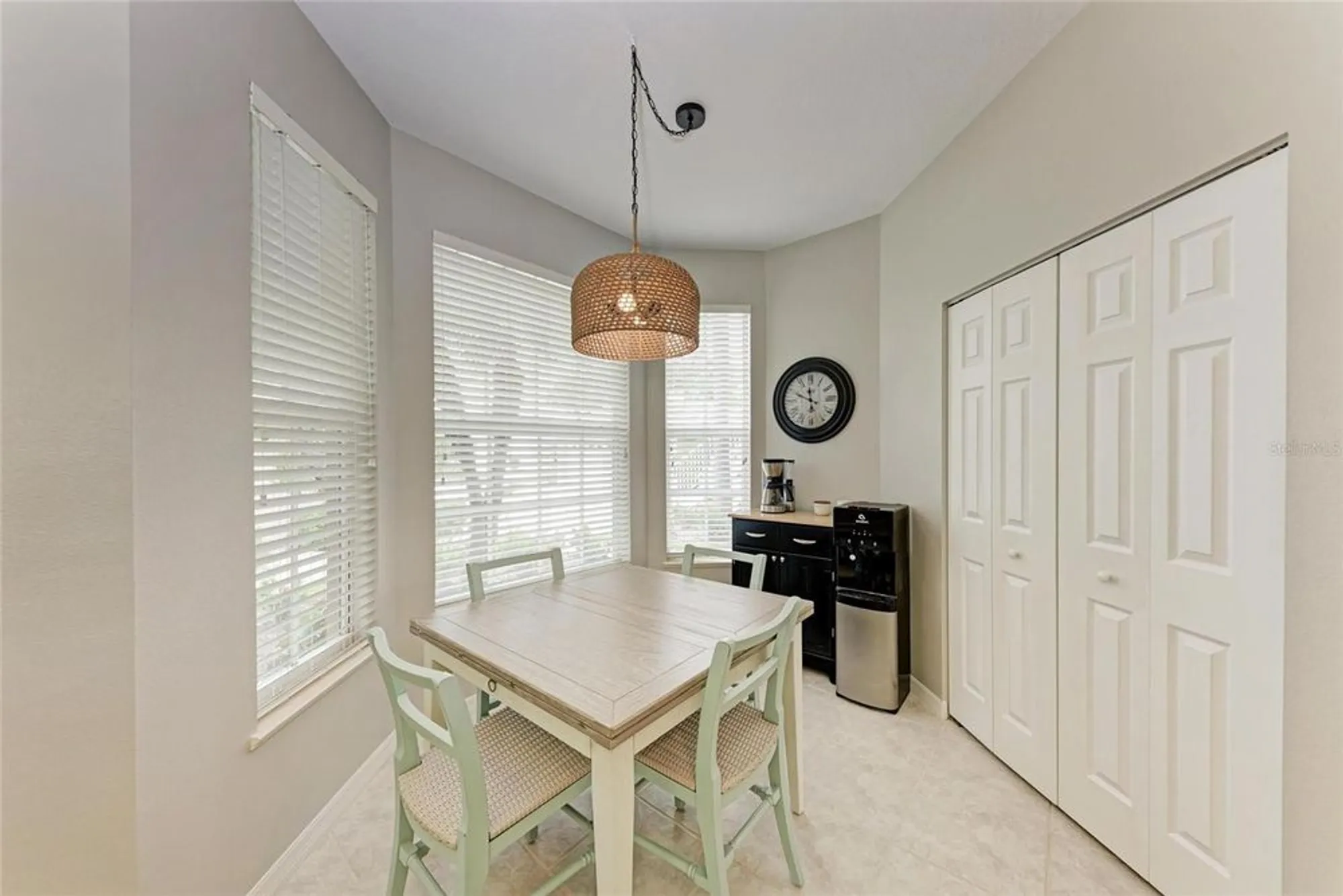 Property Slideshow image 18 of 43 | 119 woodbridge dr 103, Venice, FL, 34293