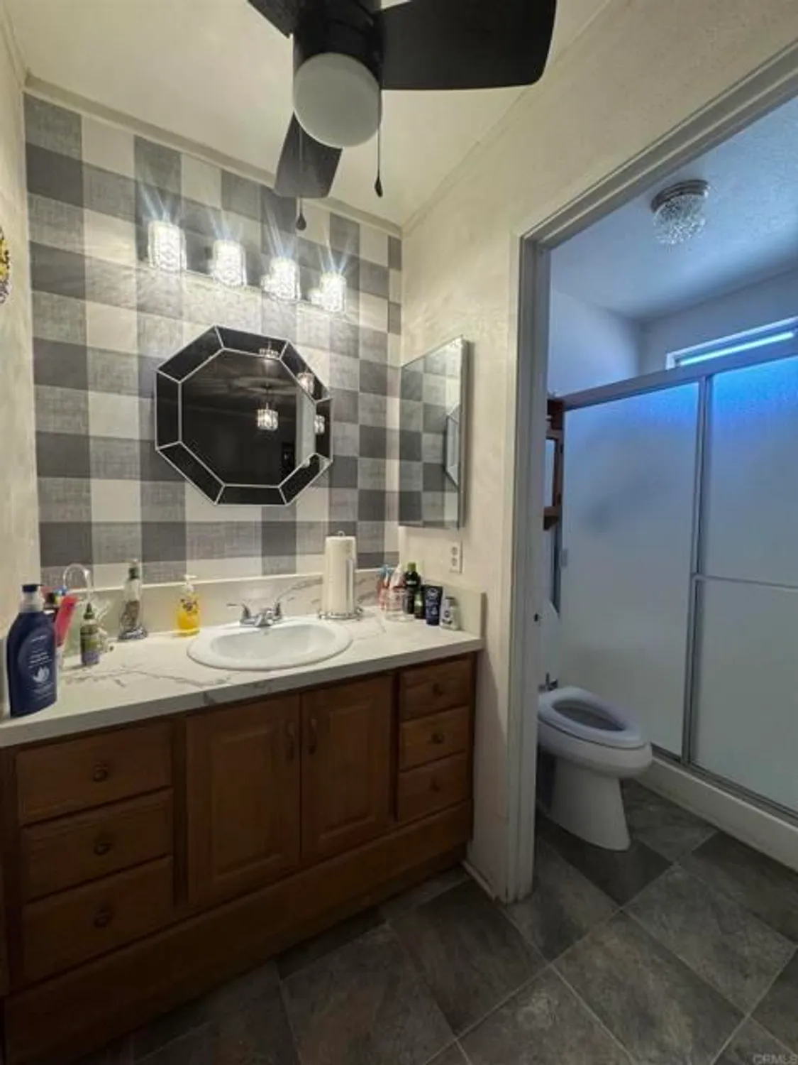 Property Slideshow image 17 of 24 | 2219 el toro cir, Hemet, CA, 92545