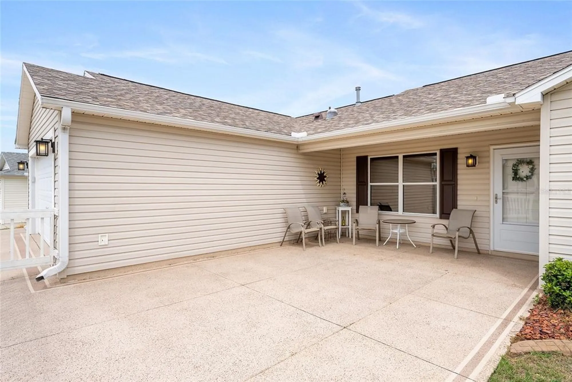 Property Slideshow image 5 of 59 | 301 pacolet ter, The Villages, FL, 32162