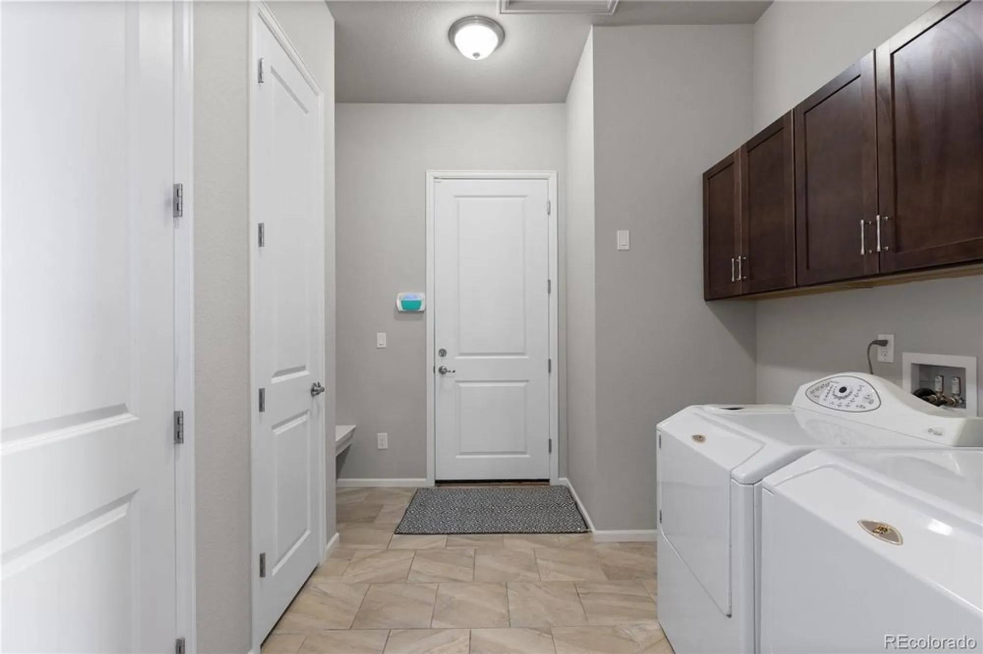 Property Slideshow image 11 of 24 | 3572 new haven cir, Castle Rock, CO, 80109