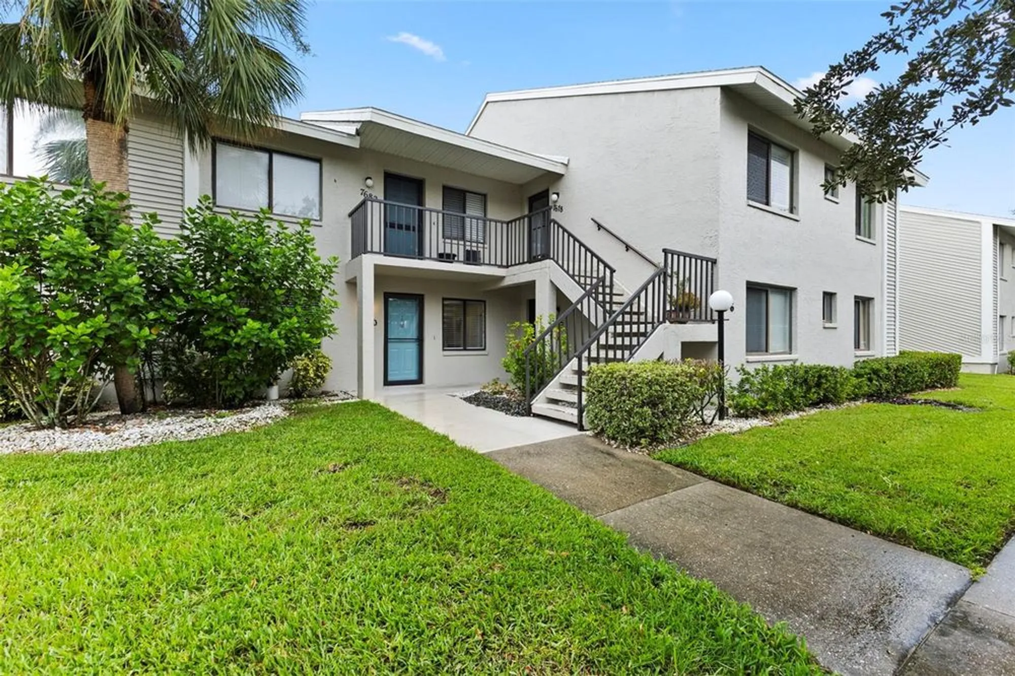 Property Slideshow image 2 of 40 | 7680 eagle creek dr # 7680, Sarasota, FL, 34243
