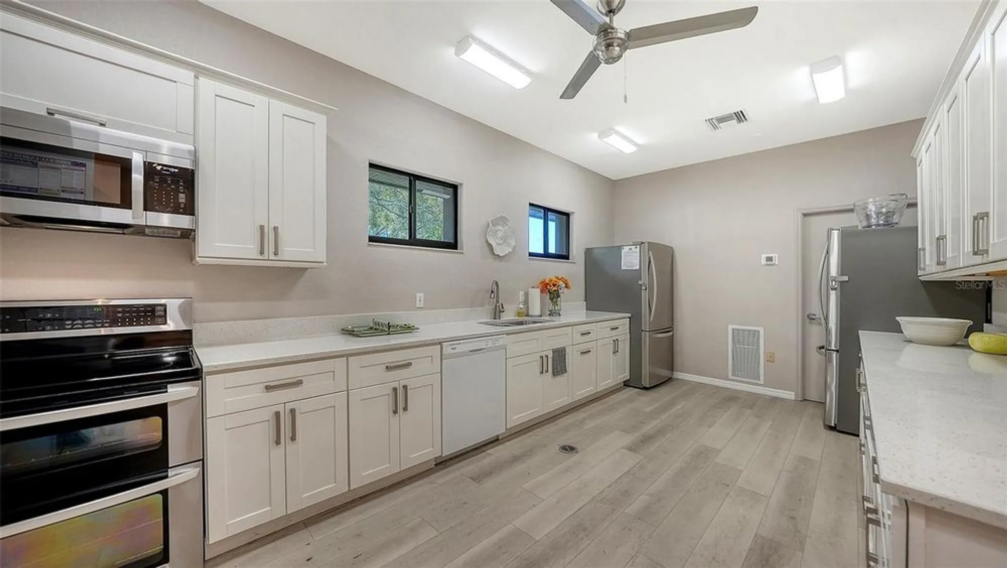 Property Slideshow image 46 of 65 | 5440 eagles point cir apt 104, Sarasota, FL, 34231