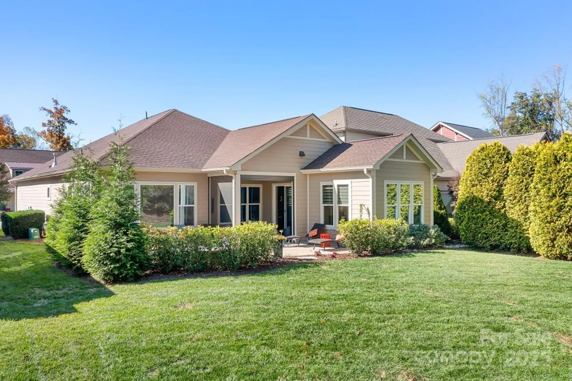 Property Slideshow image 35 of 45 | 115 chimney rock ct, Denver, NC, 28037