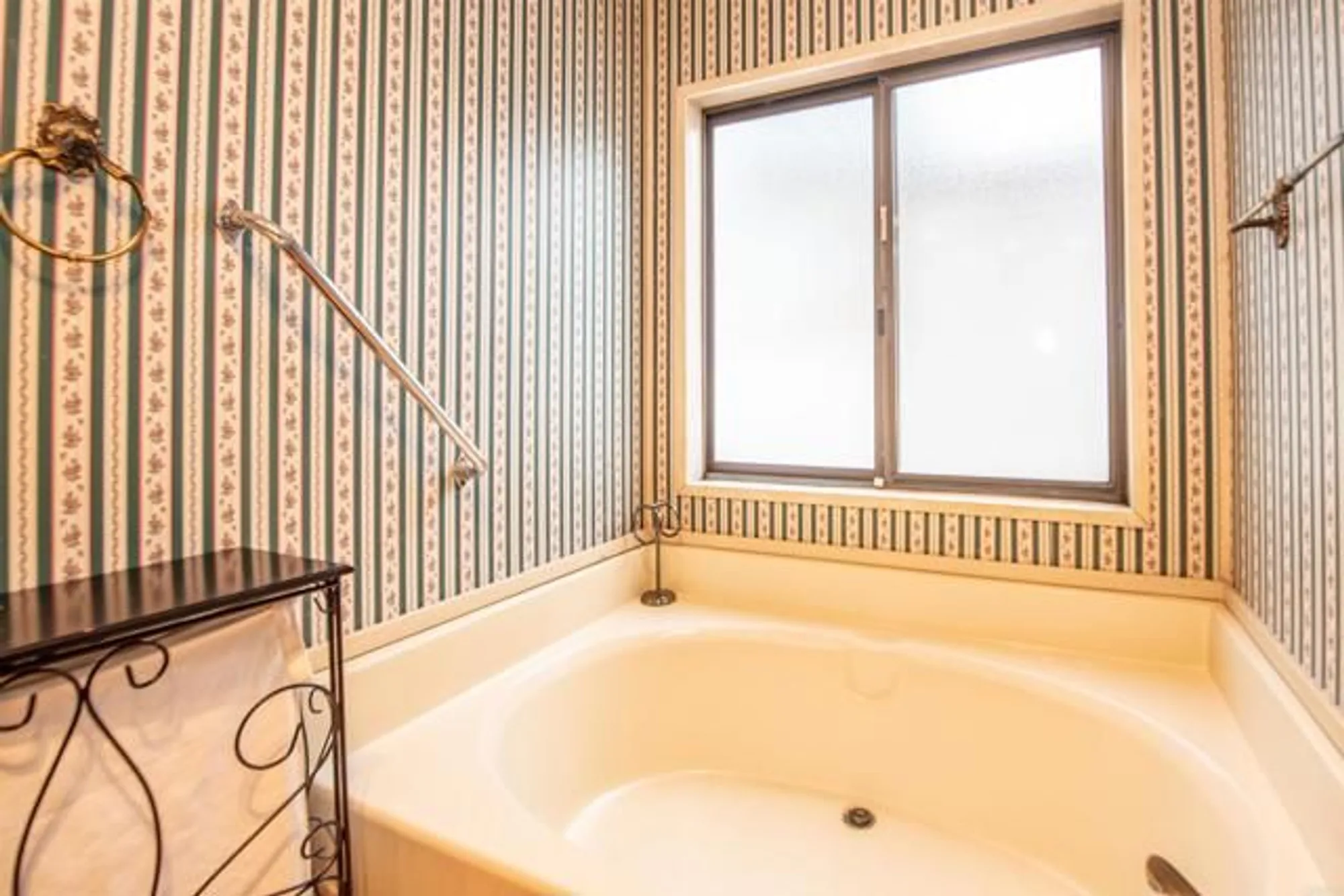 Property Slideshow image 44 of 67 | 38210 via taffia, Murrieta, CA, 92563