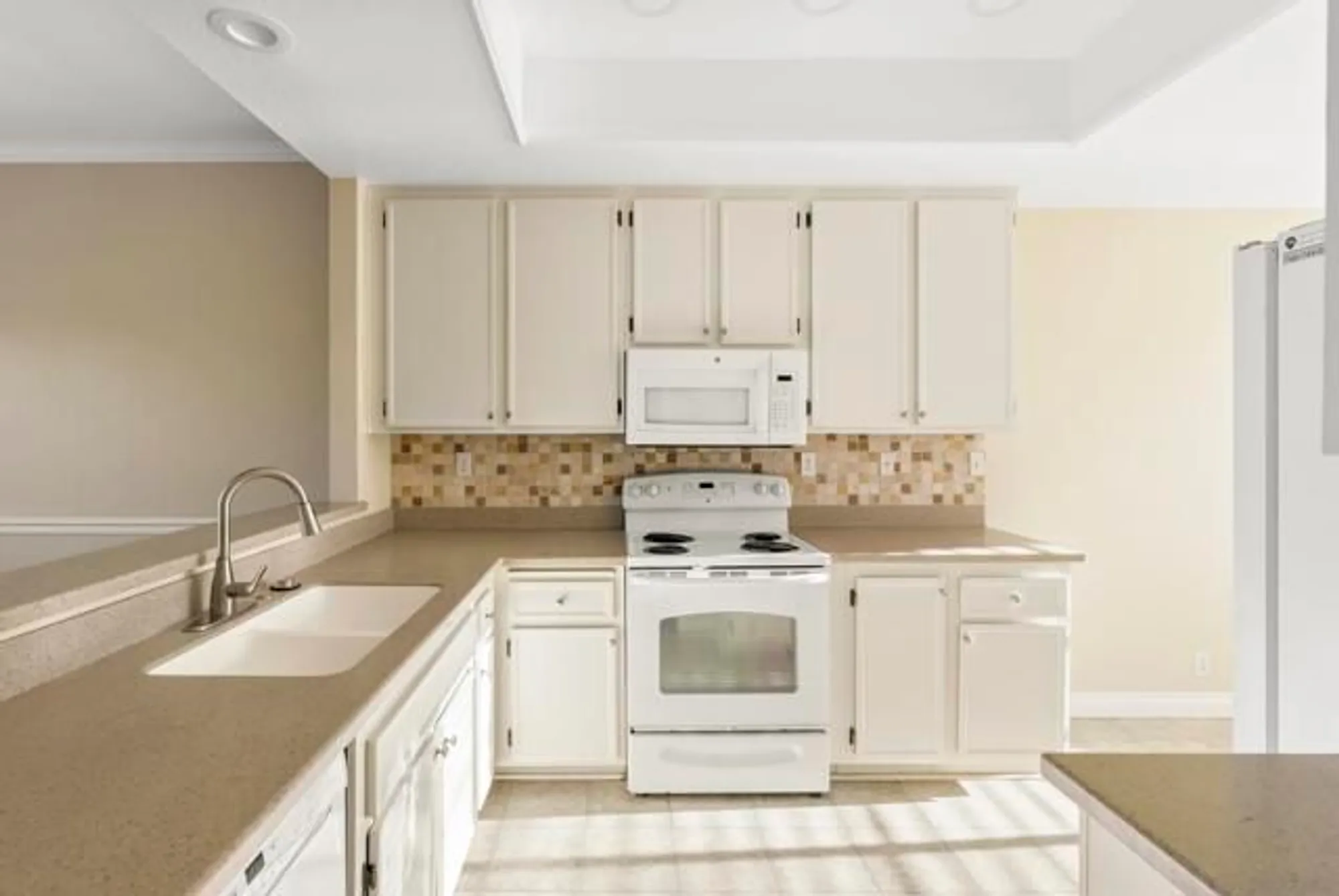 Property Slideshow image 6 of 35 | 1636 via caminar, San Marcos, CA, 92078