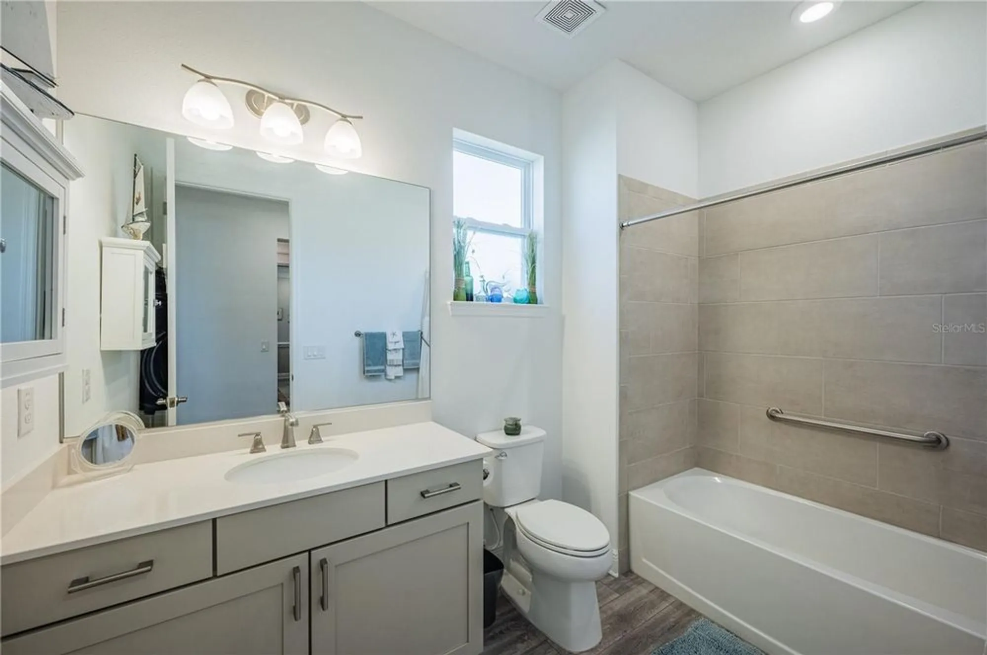 Property Slideshow image 19 of 73 | 8497 sw 93rd cir, Ocala, FL, 34481