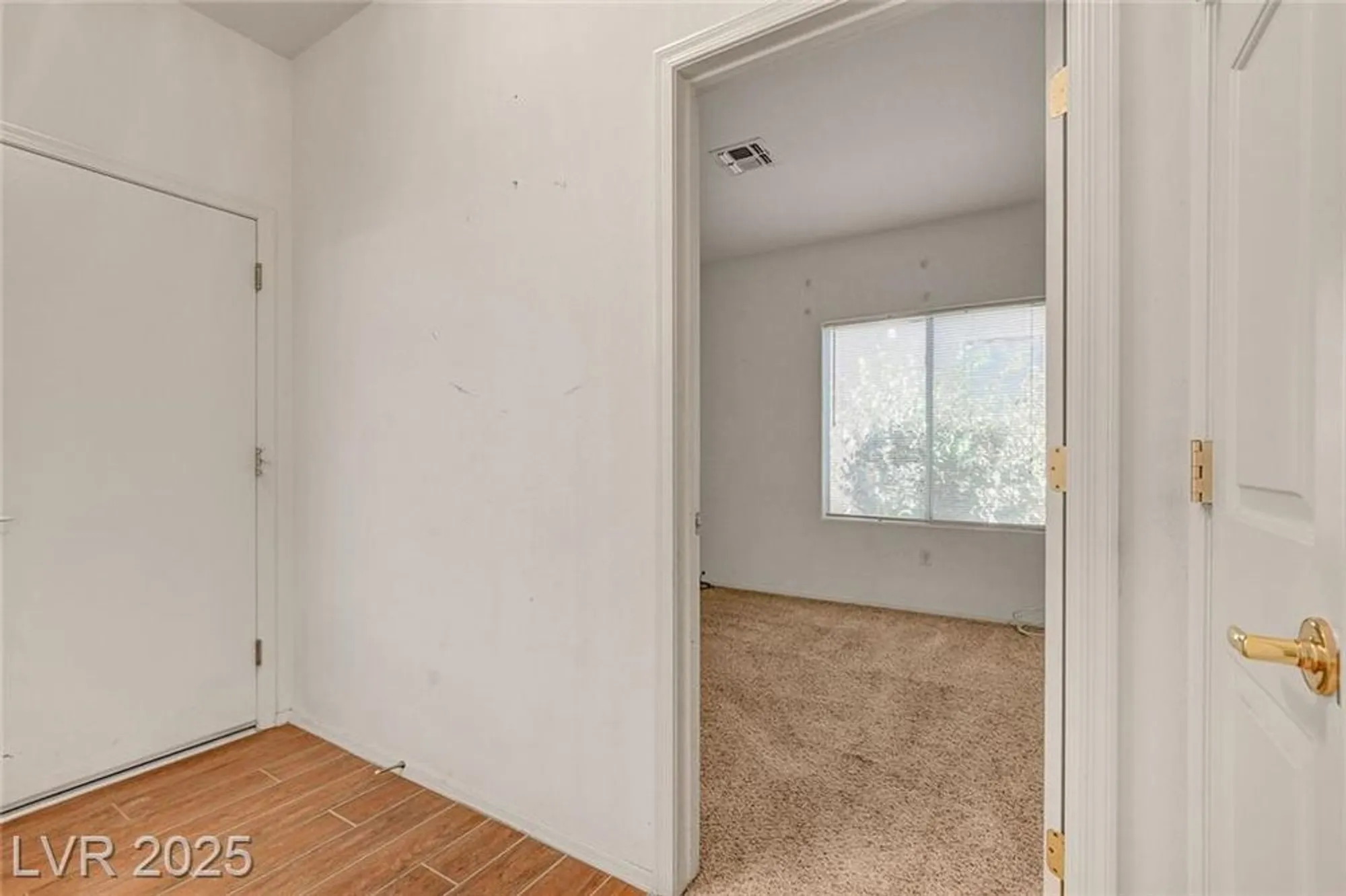 Property Slideshow image 24 of 45 | 2839 sapphire desert dr, Henderson, NV, 89052